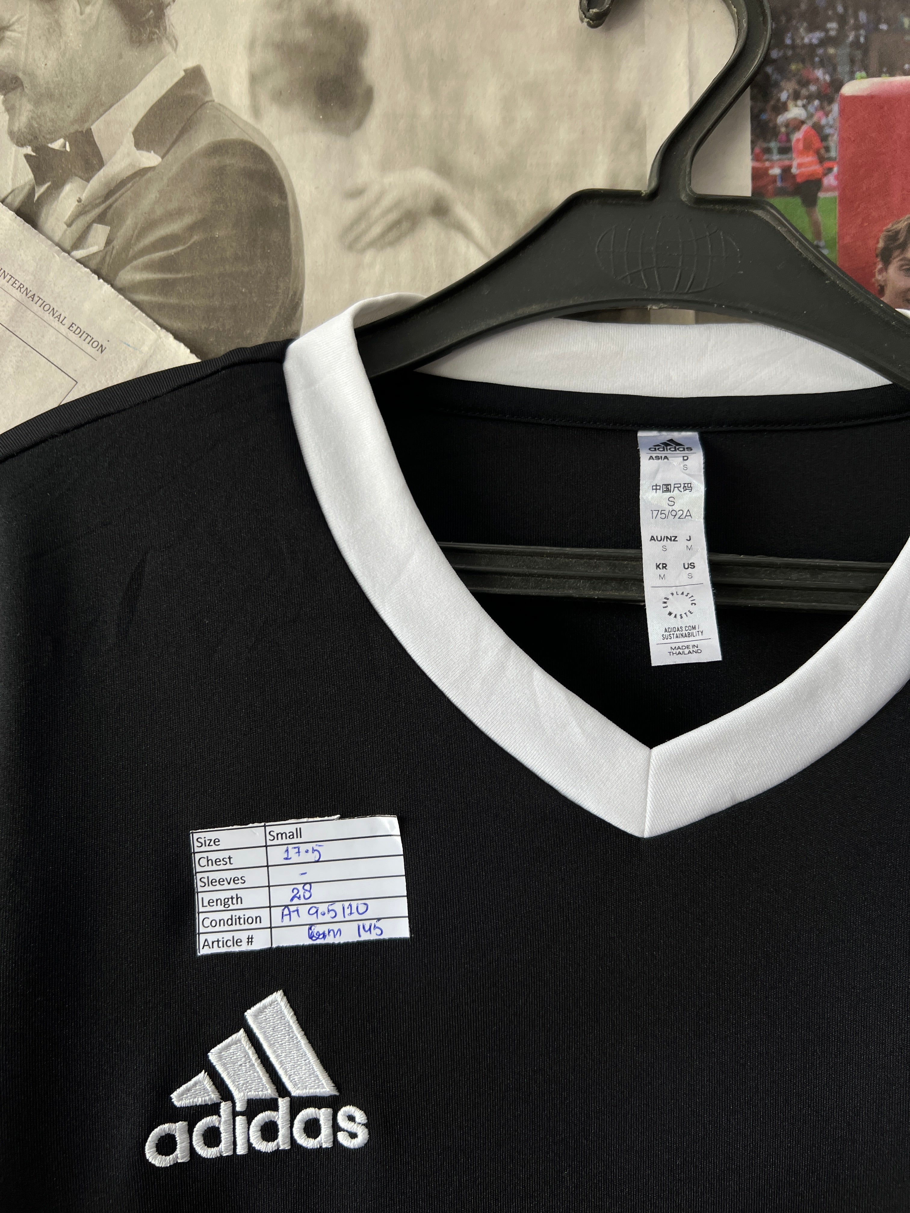 ADIDAS® Black | XS | Chest: 17.5" | T145 - Genuine Maal