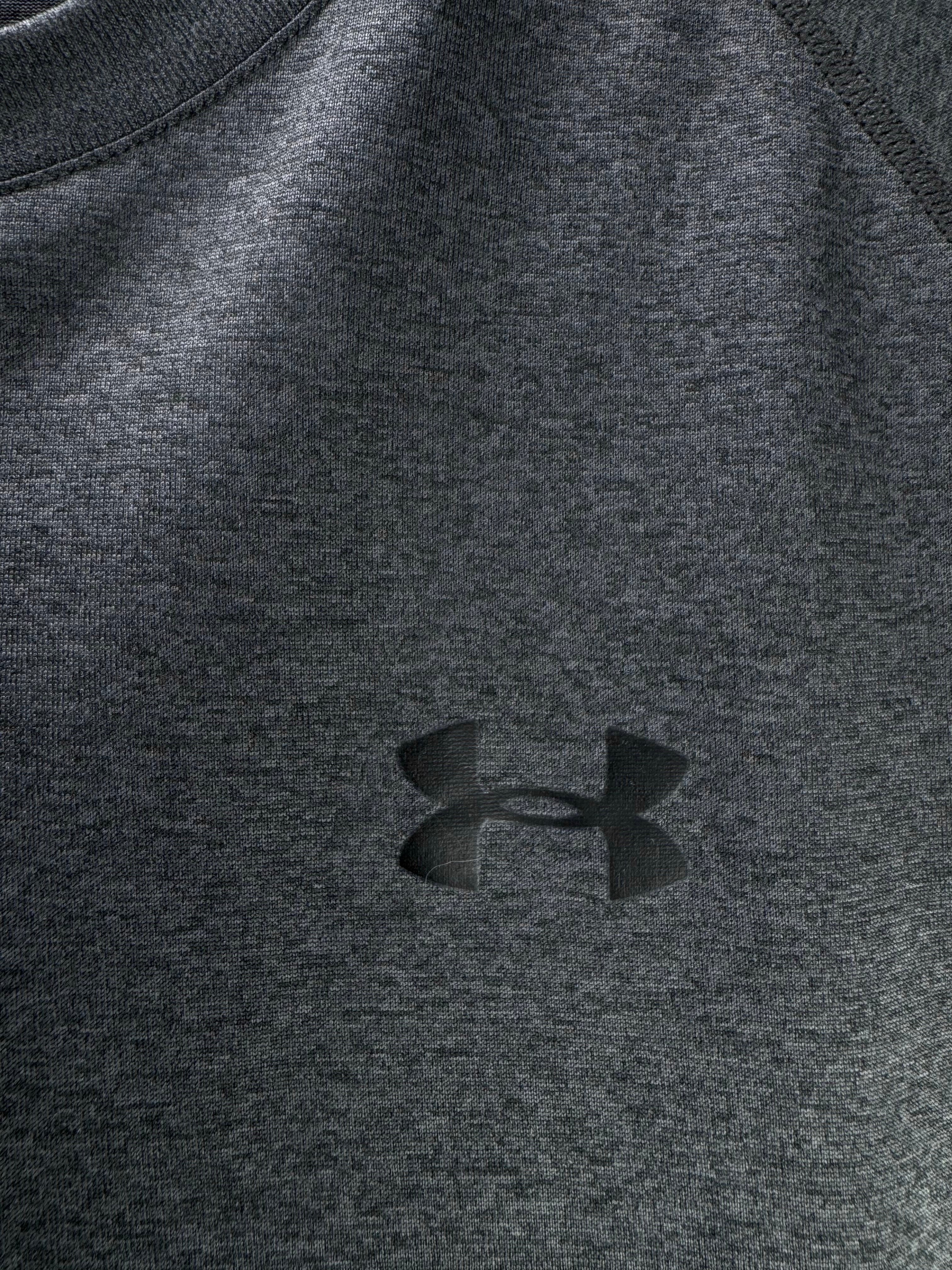 Under Armo*r® XXL | Chest: 26.5" | Black | Sports T-Shirt | Polyester | 4951 - Genuine Maal
