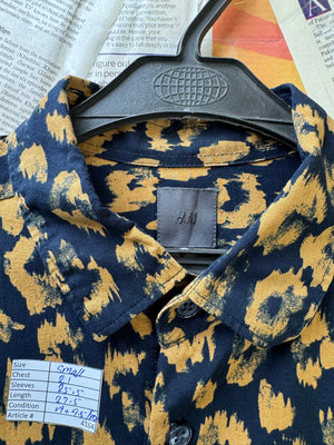 H&M® Small | Chest: 21" | Printed | Shirt | Cotton - Viscose | 4164 - Genuine Maal