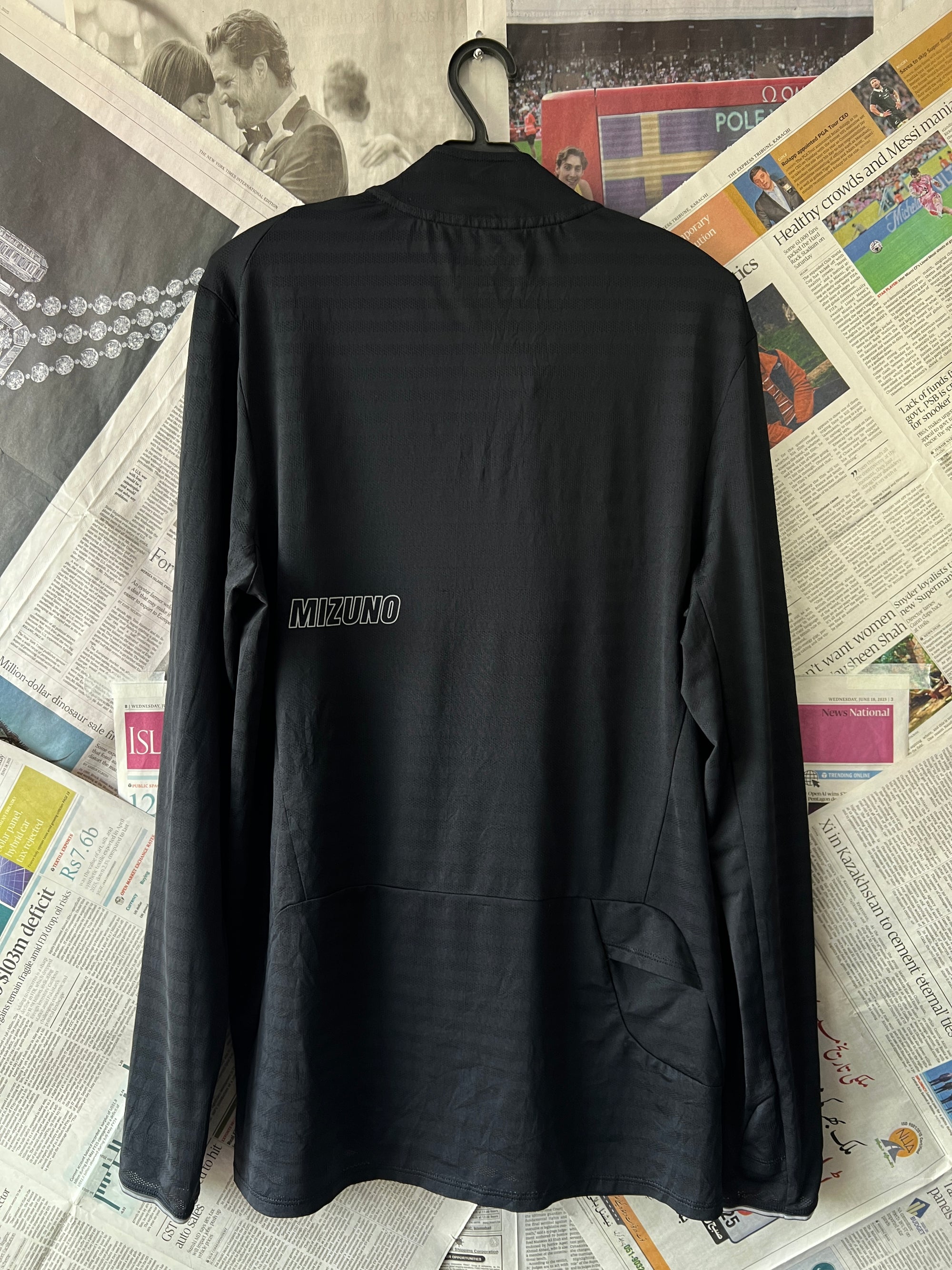 Mizuno® Small | Chest: 20.5" | Black | Jacket | 153 - Genuine Maal