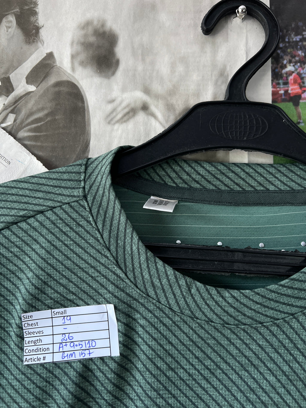 ADIDAS® Green | Small | Chest: 19" | T157 - Genuine Maal