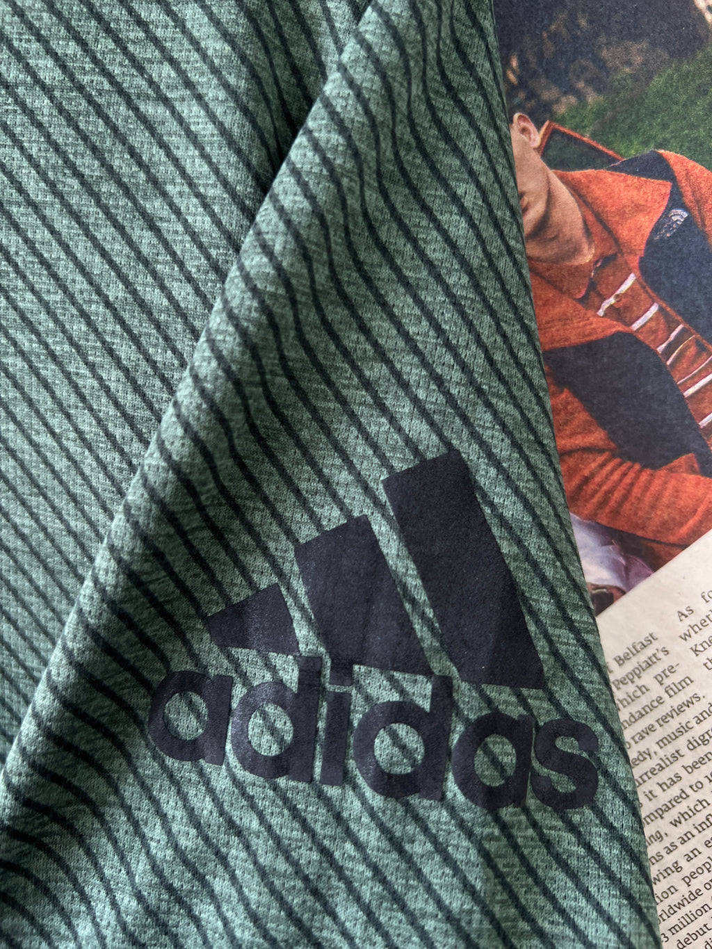 ADIDAS® Green | Small | Chest: 19" | T157 - Genuine Maal