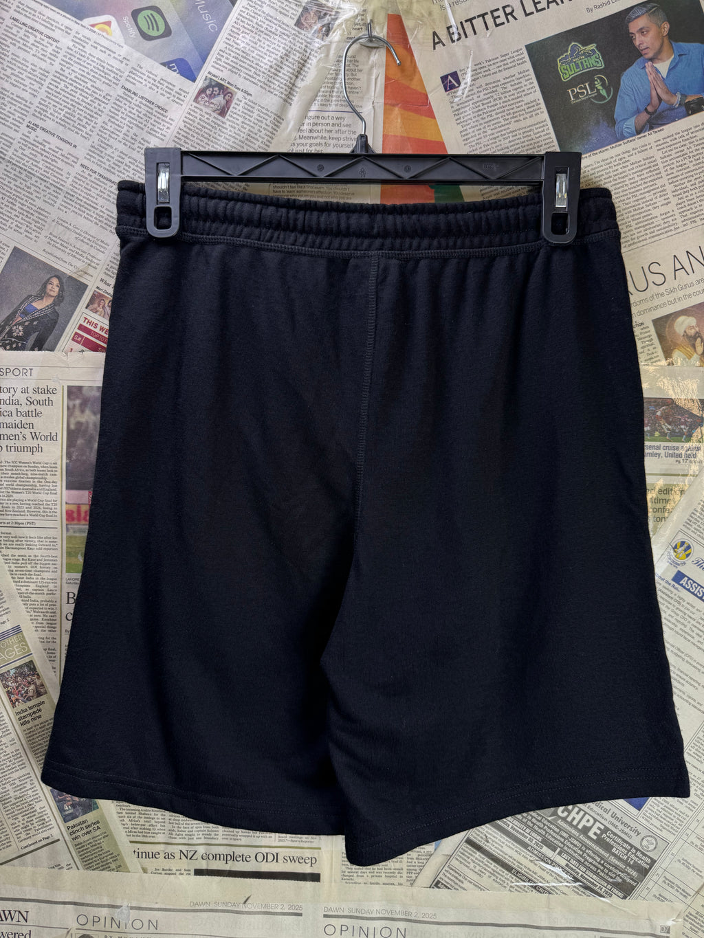 Eddie Bauer® Waist: 32" to 34" | Black | Shorts | Cotton - Poly | 1392 - Genuine Maal