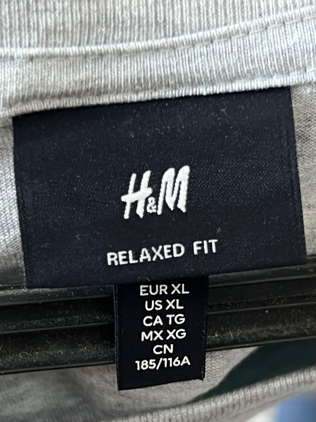 H&M® Grey | XL | Chest: 26" | T160 - Genuine Maal