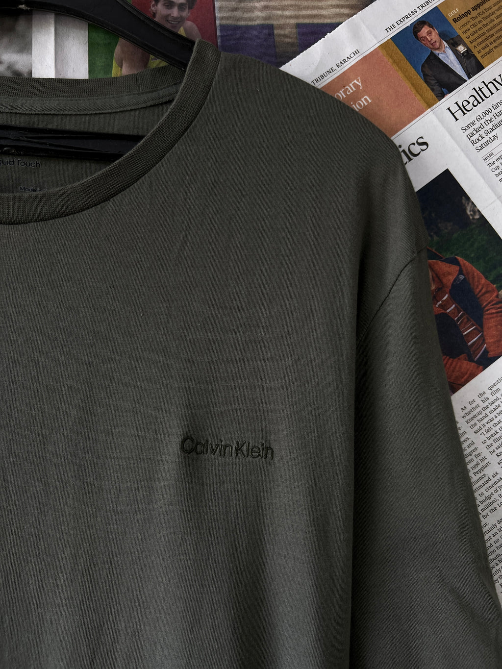 CK® Olive | Medium | Chest: 22" | T157 - Genuine Maal