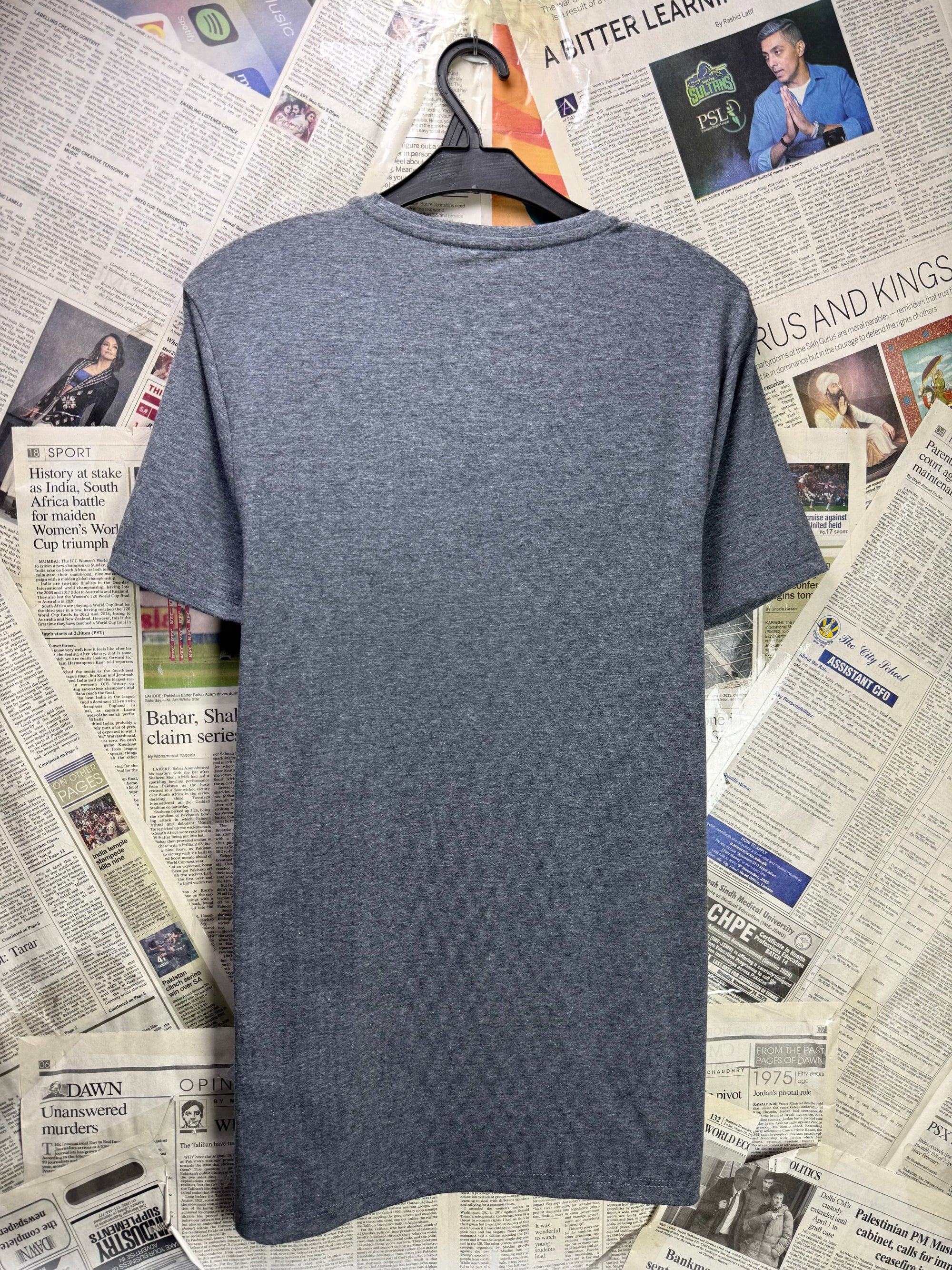 Burton® XS | Chest: 17" | Grey | T-Shirt | Cotton - Poly - Elastane | 3973 - Genuine Maal