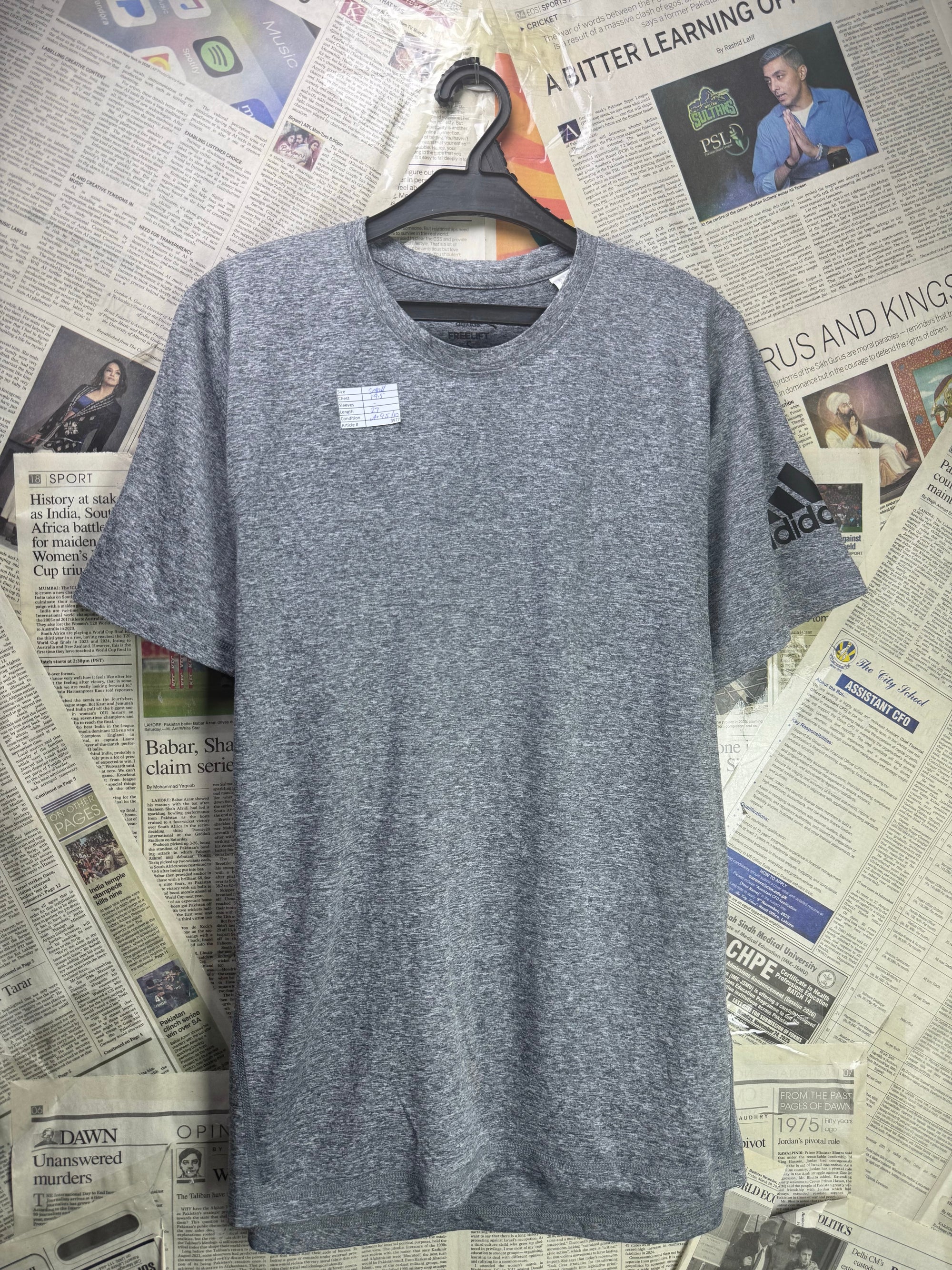 Adidas® Small | Chest: 19.5" | Heather Grey | Sports T-Shirt | Poly | 3977 - Genuine Maal