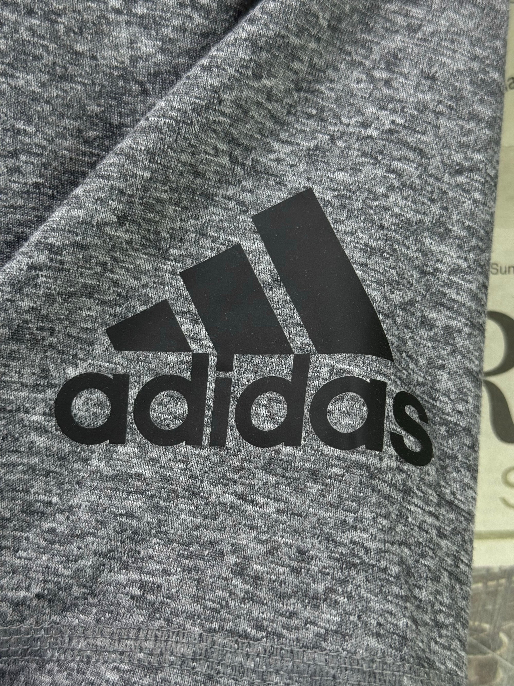 Adidas® Small | Chest: 19.5" | Heather Grey | Sports T-Shirt | Poly | 3977 - Genuine Maal