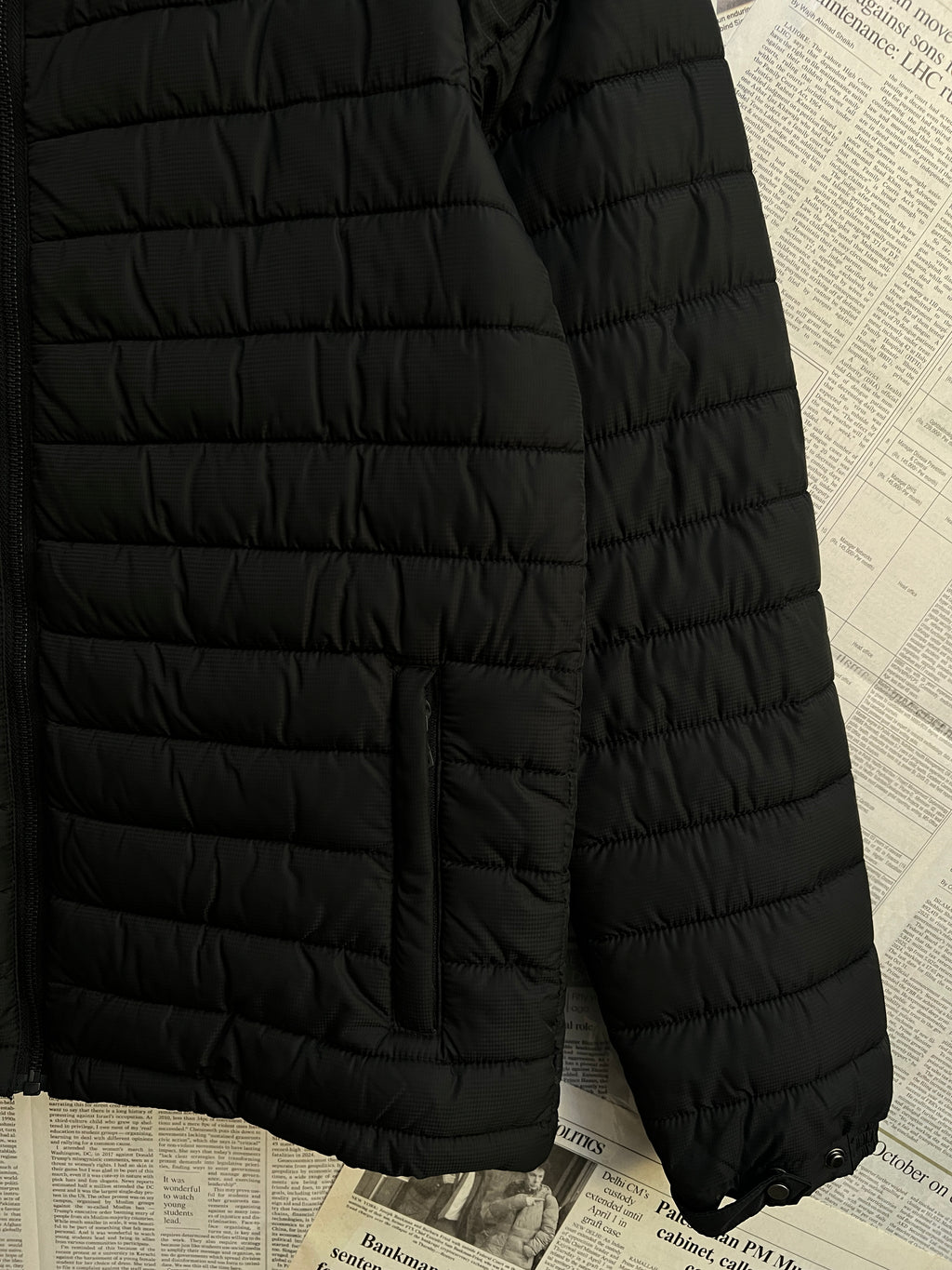 Superdry® Small | Chest: 21" | Black | Heavy Puffer Jacket | 2286 - Genuine Maal