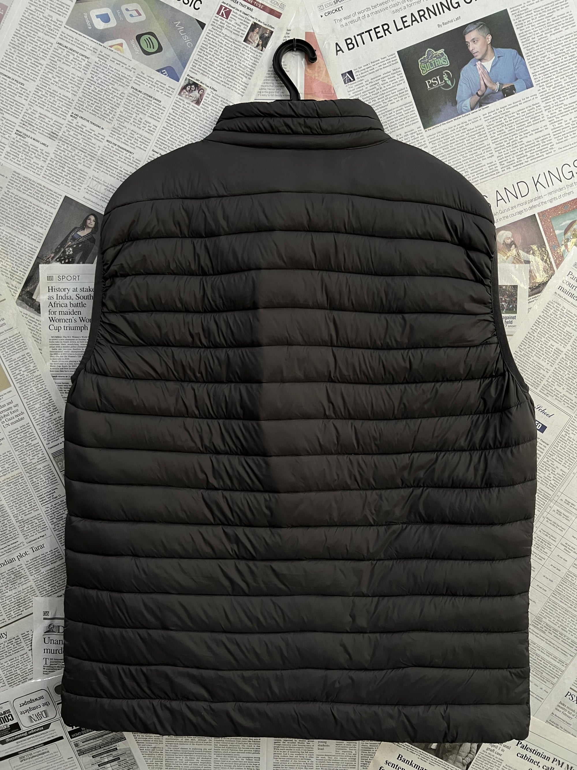 Max Men® Large | Chest: 23.5" |  Dark Olive Wood | Full Zip Sleeveless Puffer Jacket | 2283