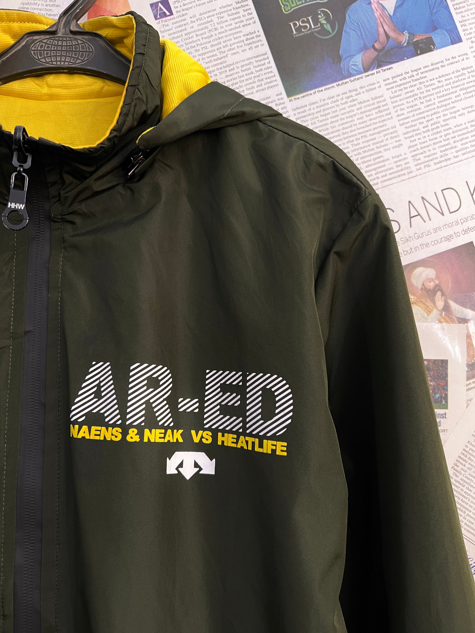 HHW® Large | Chest: 23" | Dark Olive / Yellow | Reversible Jacket with removable Hoodie | 2278(Copy)