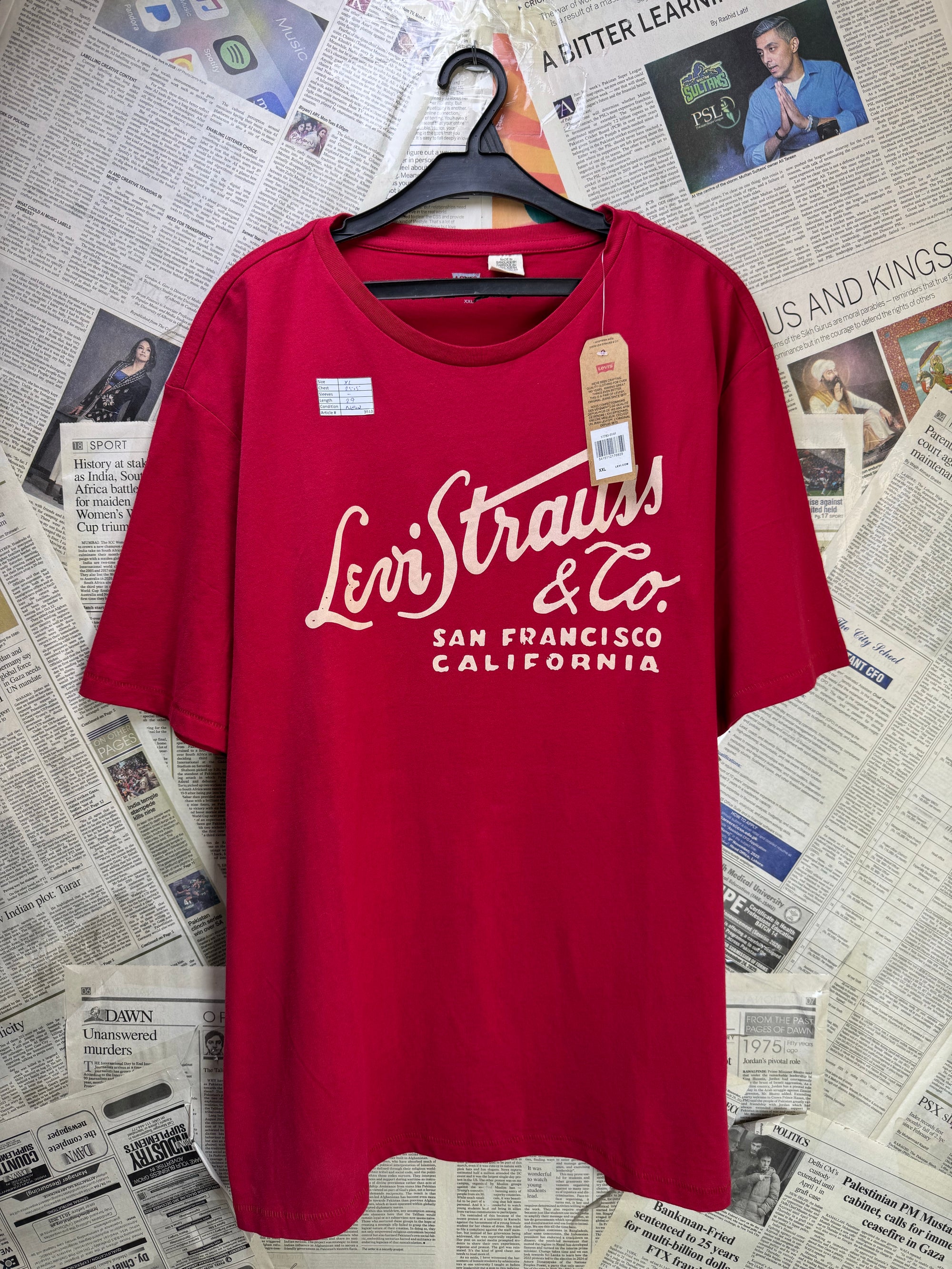 L*vi's® XL | Chest: 25.5" | Red | T-Shirt | Cotton | 3843 - Genuine Maal