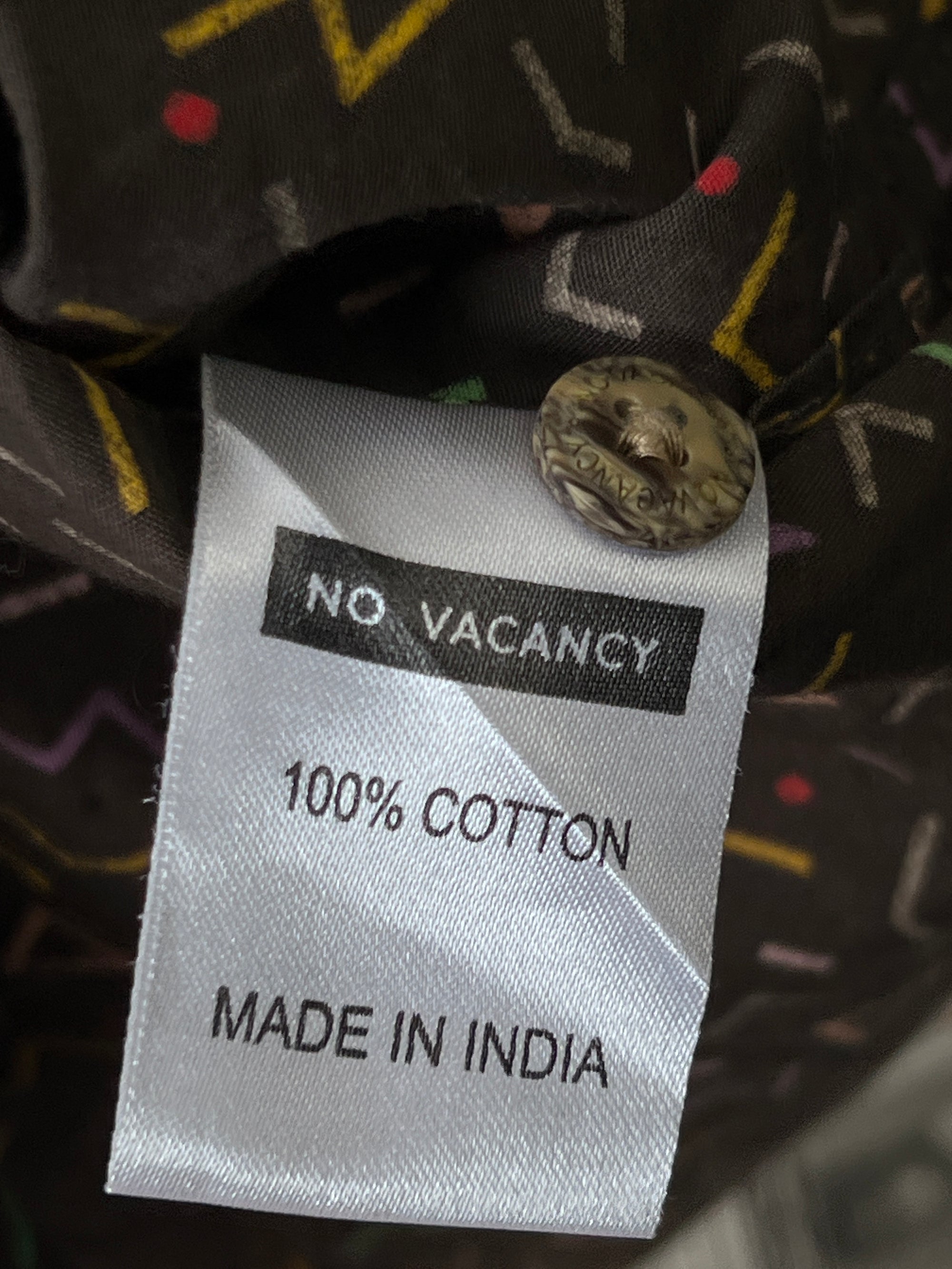 NO VACANCY® Huawei | XL | Chest: 25" | T199 - My Store