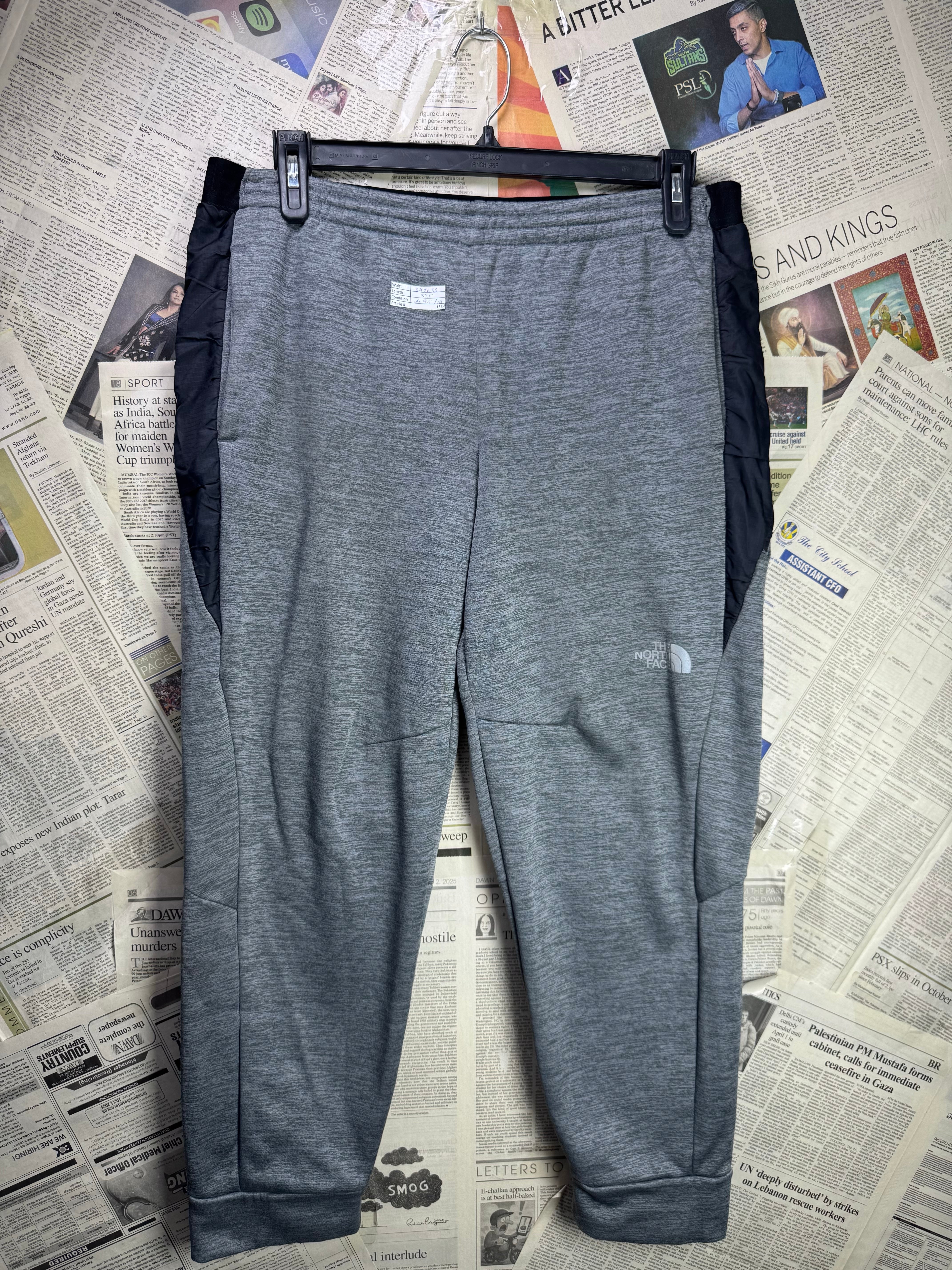 The North Face® Waist: 34" to 36" | Grey | Trouser with inner fleece | Poly | 1395 - Genuine Maal