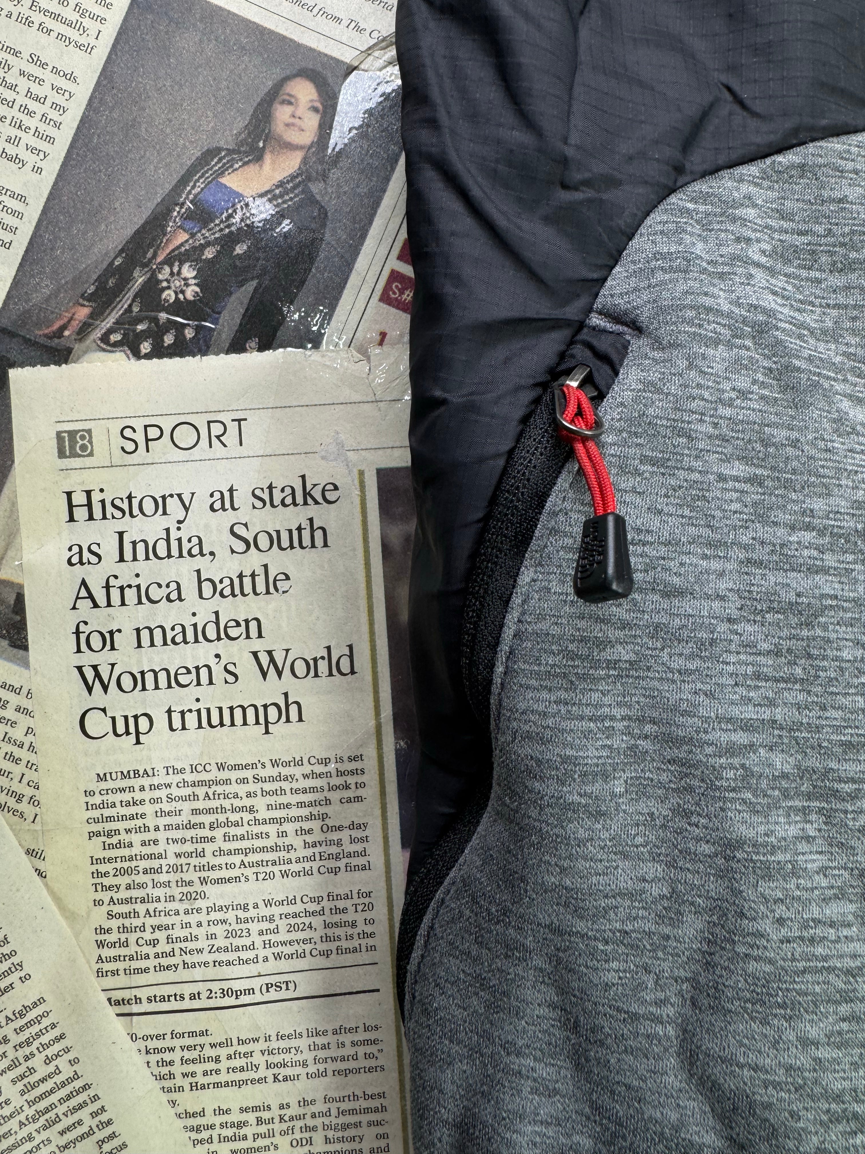 The North Face® Waist: 34" to 36" | Grey | Trouser with inner fleece | Poly | 1395 - Genuine Maal