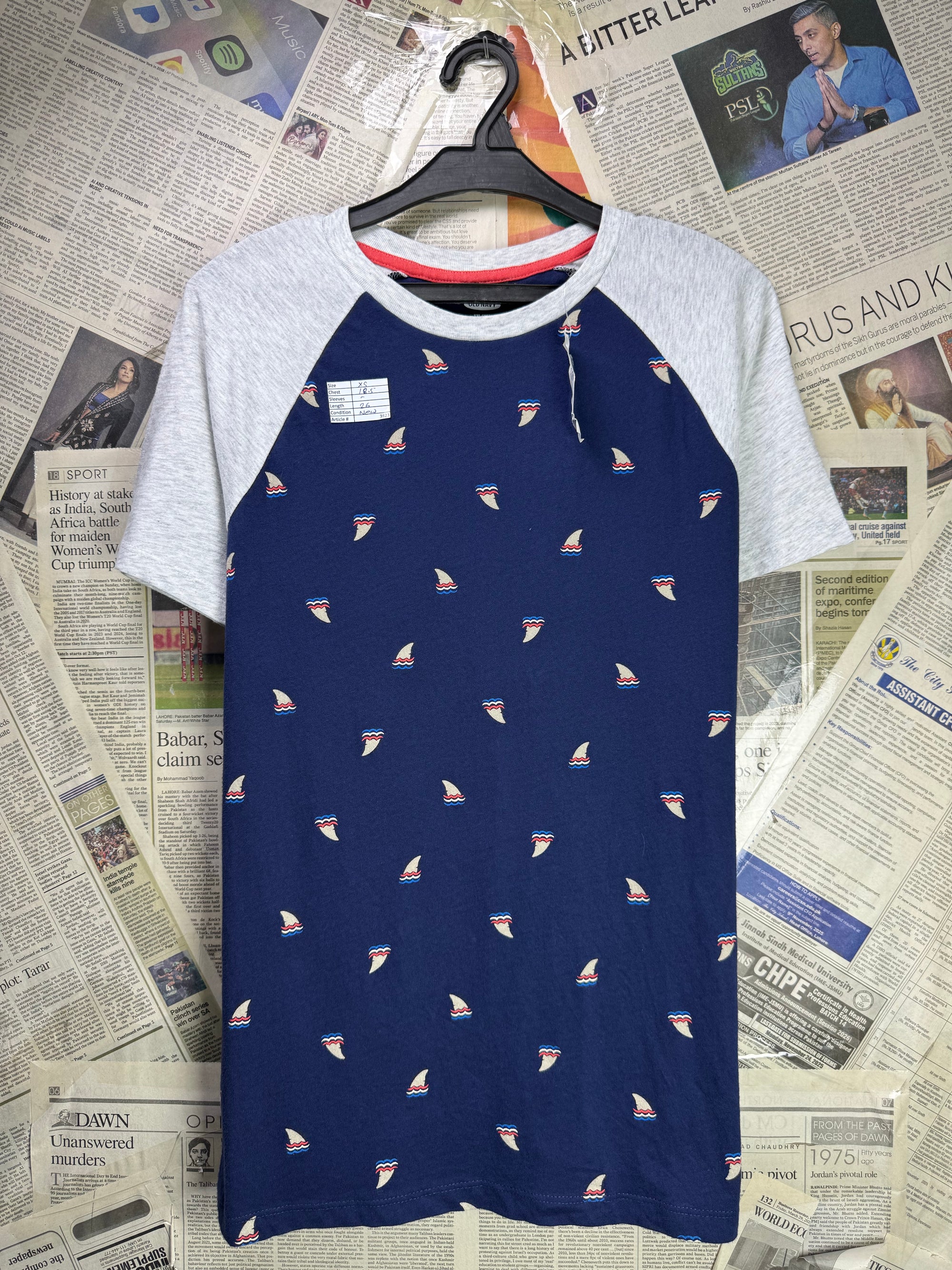 Old N*vy® XS | Chest: 18.5" | Blue & Grey with Print | T-Shirt | Cotton - Poly | 3823 - Genuine Maal