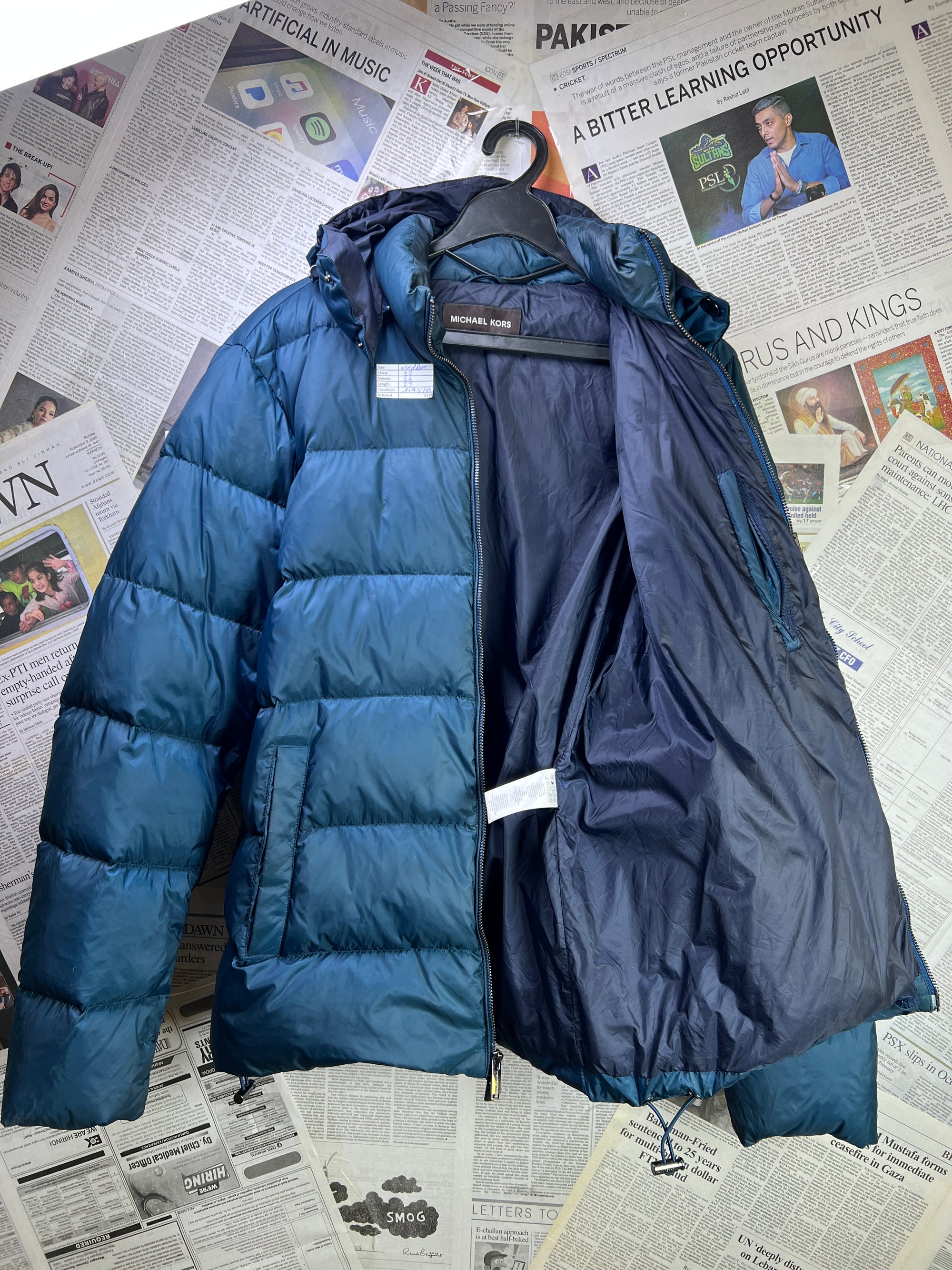 Michael K*rs® Medium | Chest 22 | Duck Down & Feather Filling Puffer Jacket with Hoodie | Dark Teal | 2128