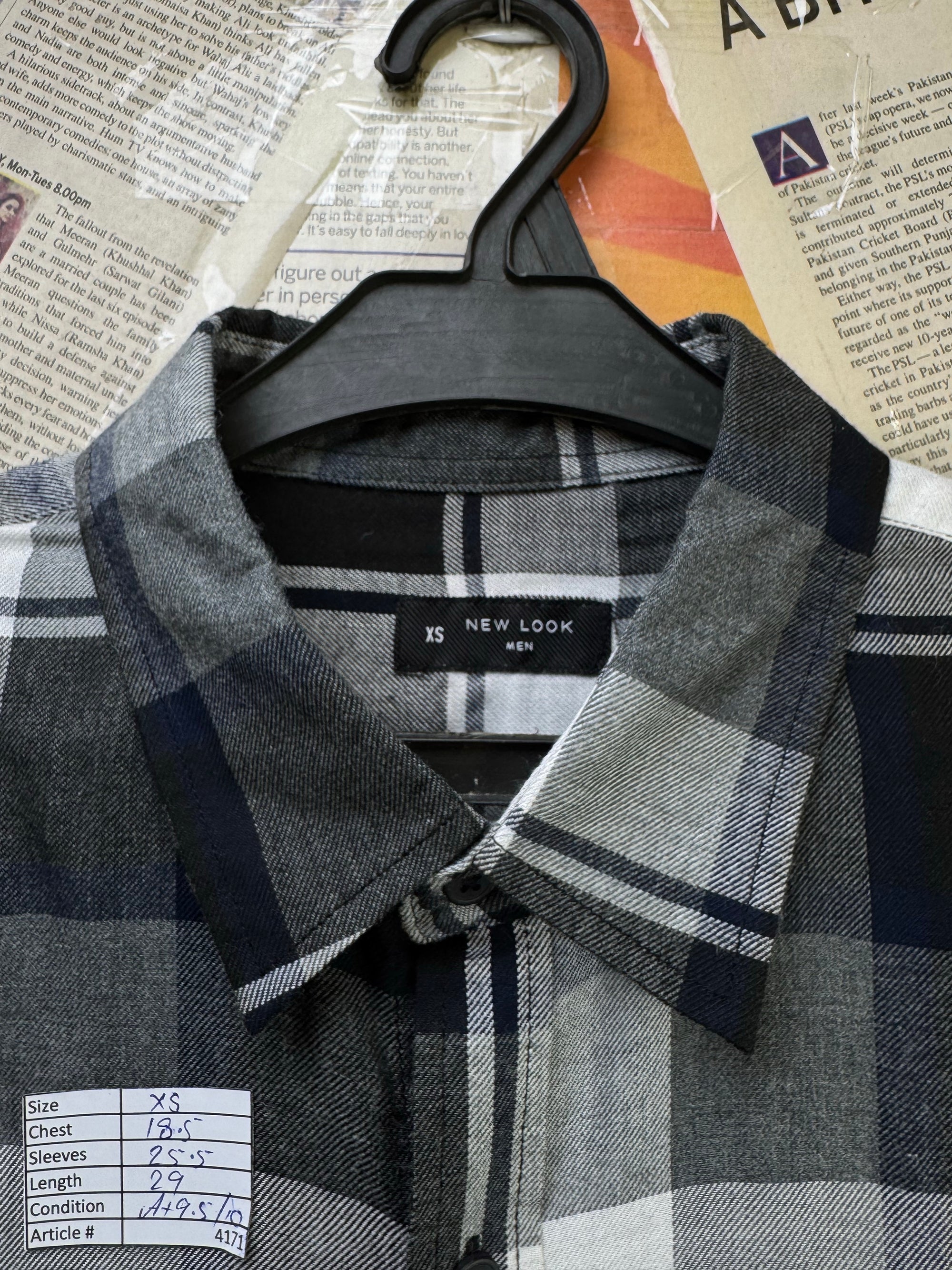 New Look® XS | Chest: 18.5" | Grey Plaid | Shirt | Viscose - Poly | 4171 - Genuine Maal