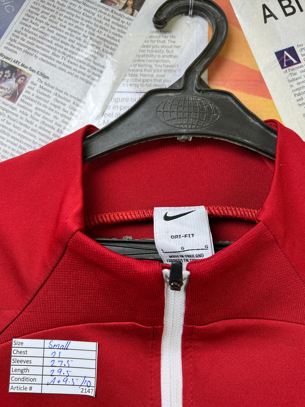 N*ke® Small | Chest: 21" | Red | Quarter Zip Pullover | 2147 - Genuine Maal