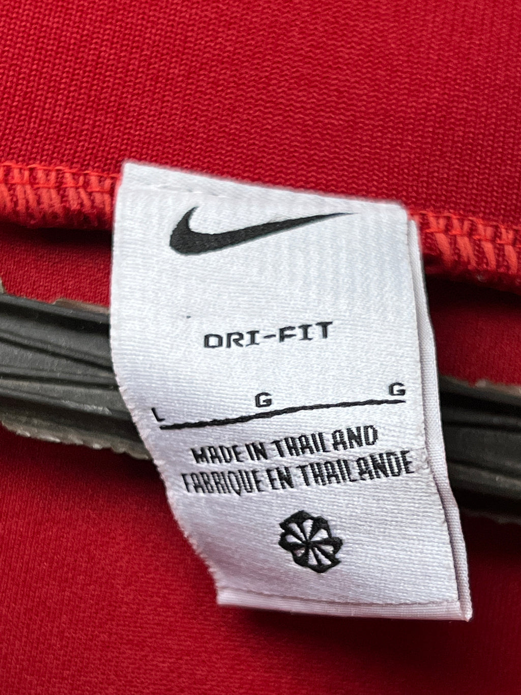 N*ke® Small | Chest: 21" | Red | Quarter Zip Pullover | 2147 - Genuine Maal