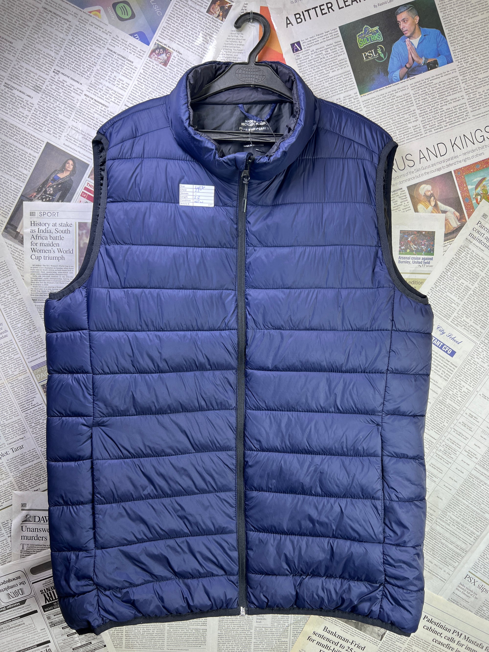 Primark® Large | Chest: 23" | Blue | Full Zip Sleeveless Jacket | 1778 - Genuine Maal
