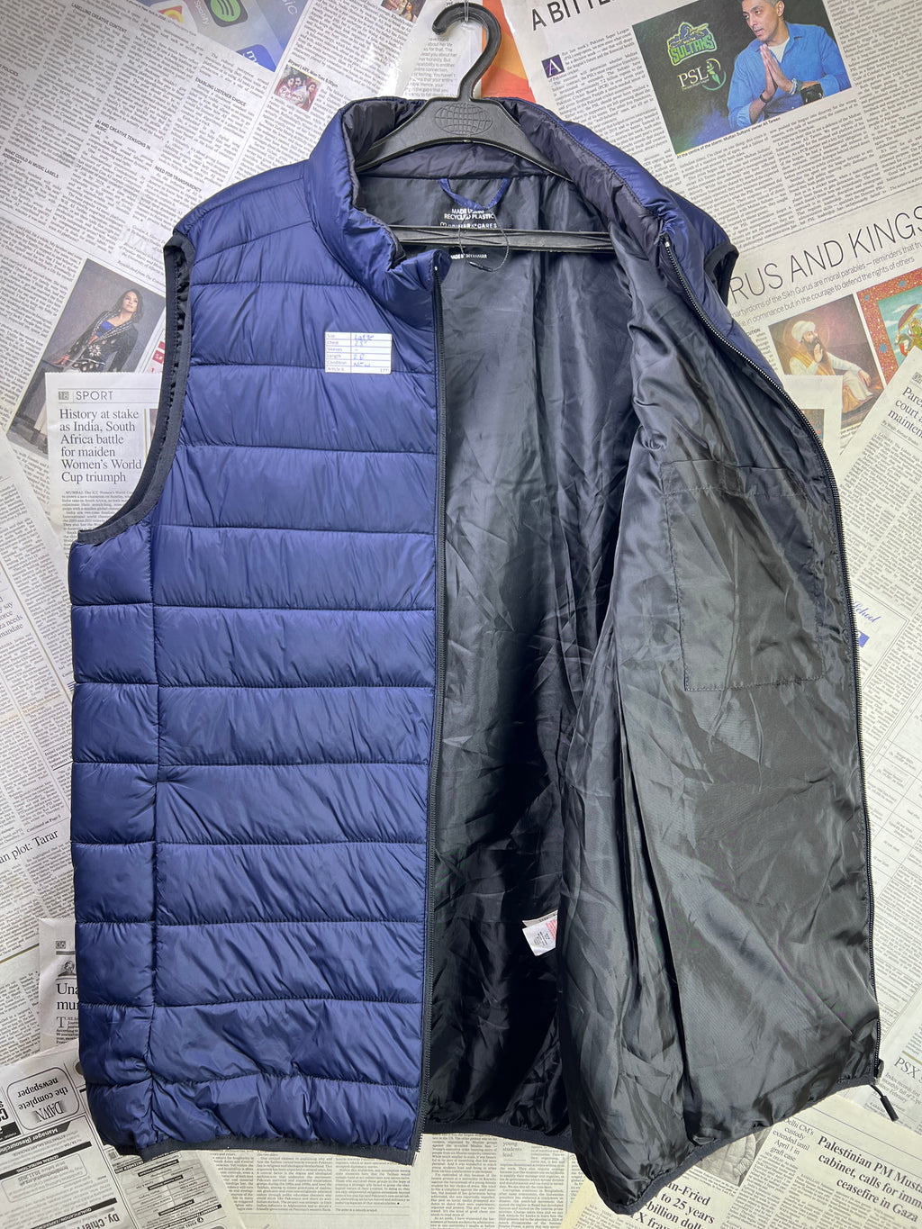 Primark® Large | Chest: 23" | Blue | Full Zip Sleeveless Jacket | 1778 - Genuine Maal