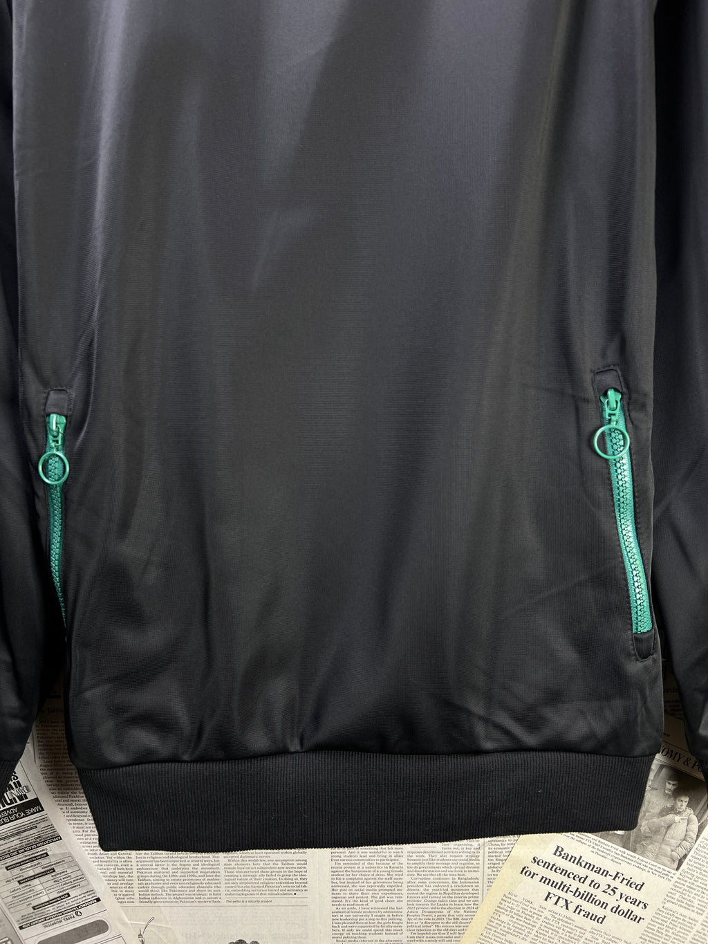 Soul Star England® Medium | Chest 21.5 | Sweat Shirt | Black | 1779 - Genuine Maal