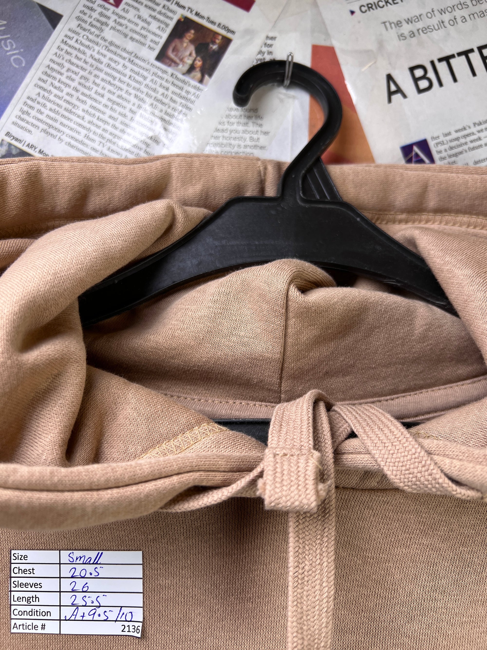 French Connection® Small | Chest: 20.5" | Camel | Hoodie | 2136 - Genuine Maal