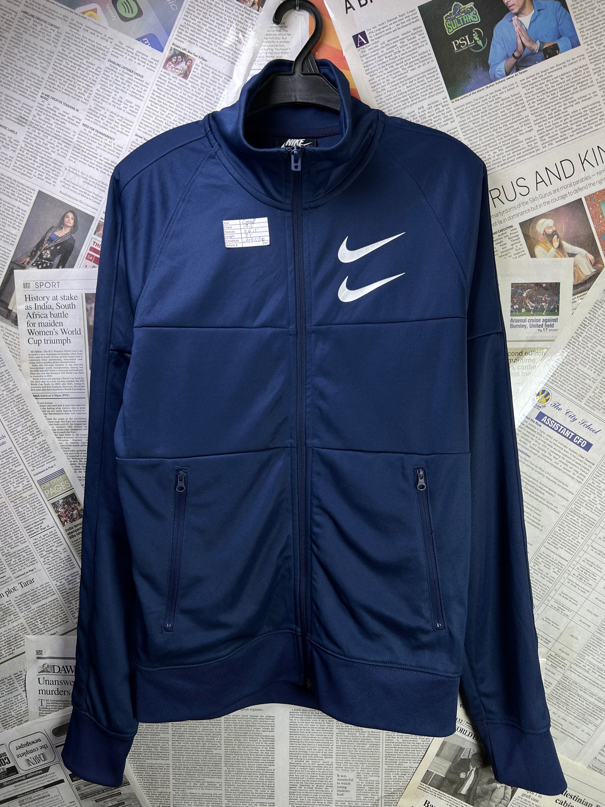 N*ke® Small | Chest: 19.5" | Blue | Mock Neck Jacket | 2137