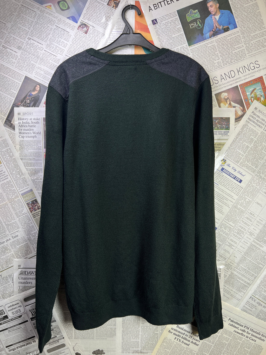 New Look® Medium | Chest 22.5 | Sweat Shirt | Forest Green | Wool Blend | 2144 - Genuine Maal
