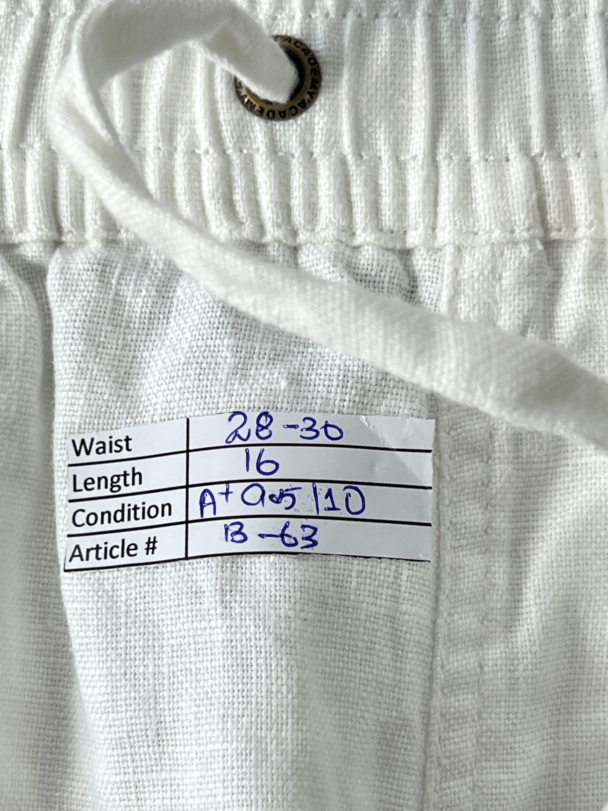 RIVIERA® White | Waist: 28" to 30" | B63 | Linen - My Store