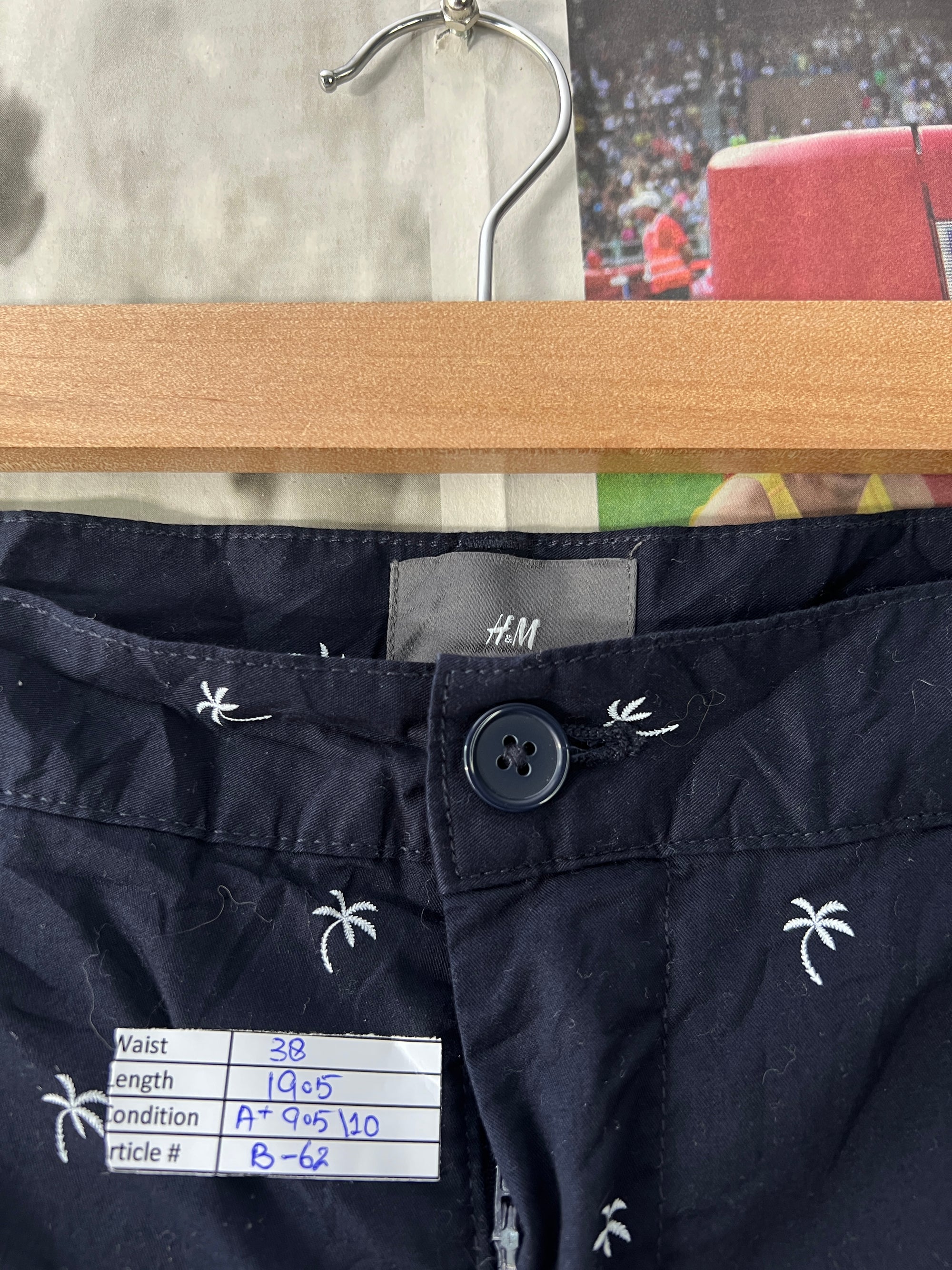 H&M® Navy | Waist: 38" | B62 - My Store