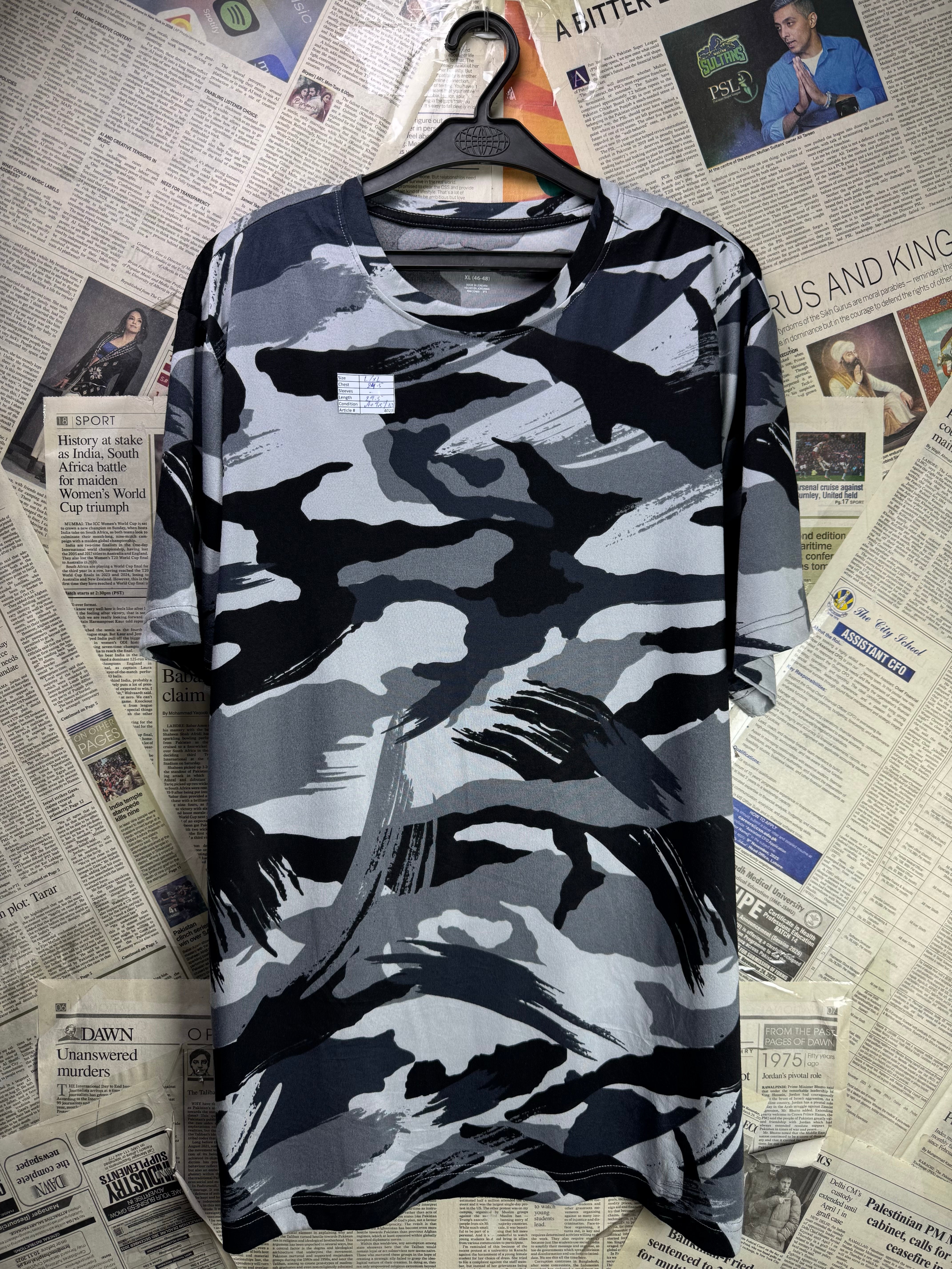Athletic Works® L/XL | Chest: 24.5" | Black & Grey | Sports T-Shirt | Poly | 4029 - Genuine Maal