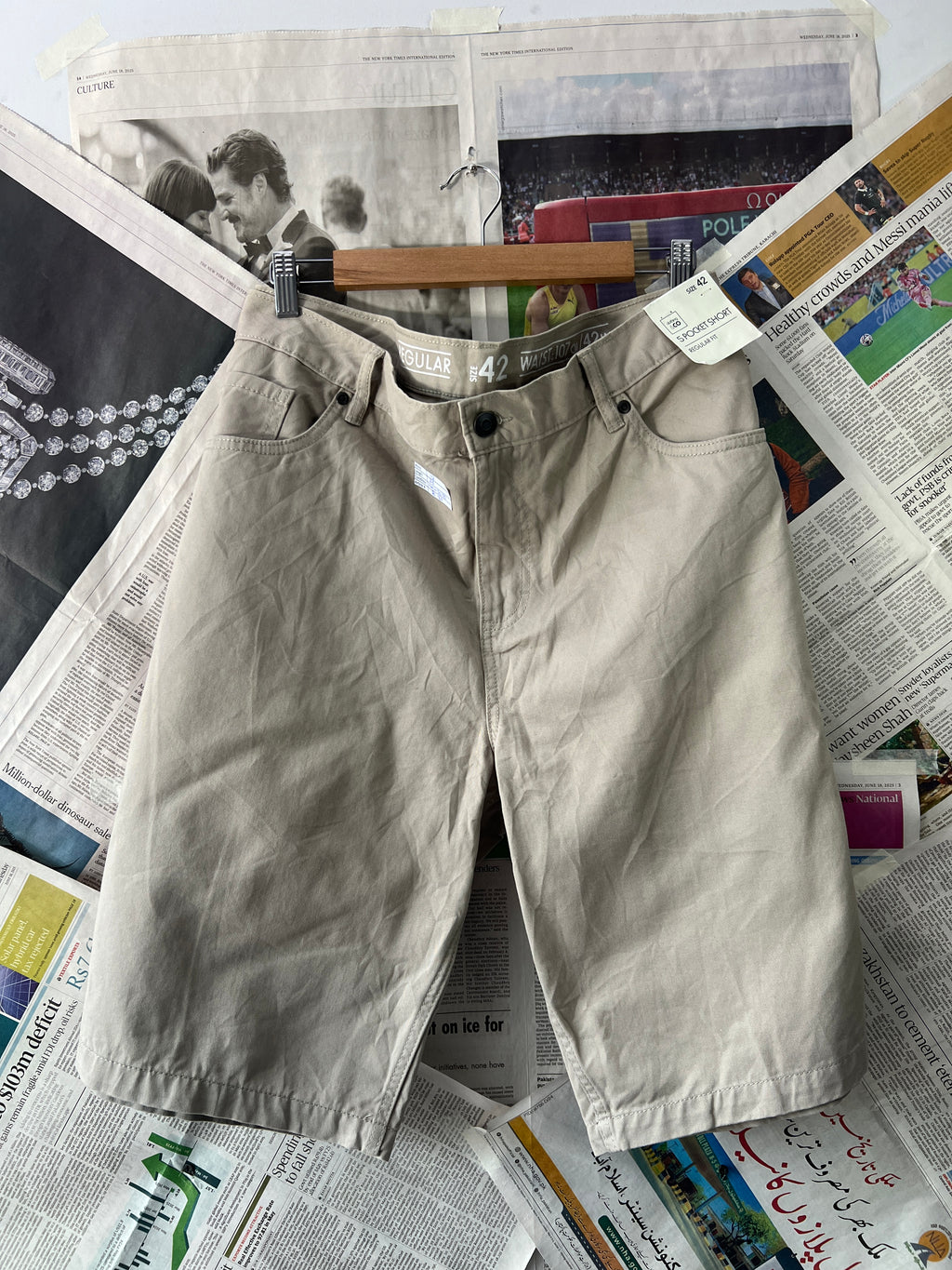 CLOTHING & CO.® Beige | Waist: 42" | B61 - My Store