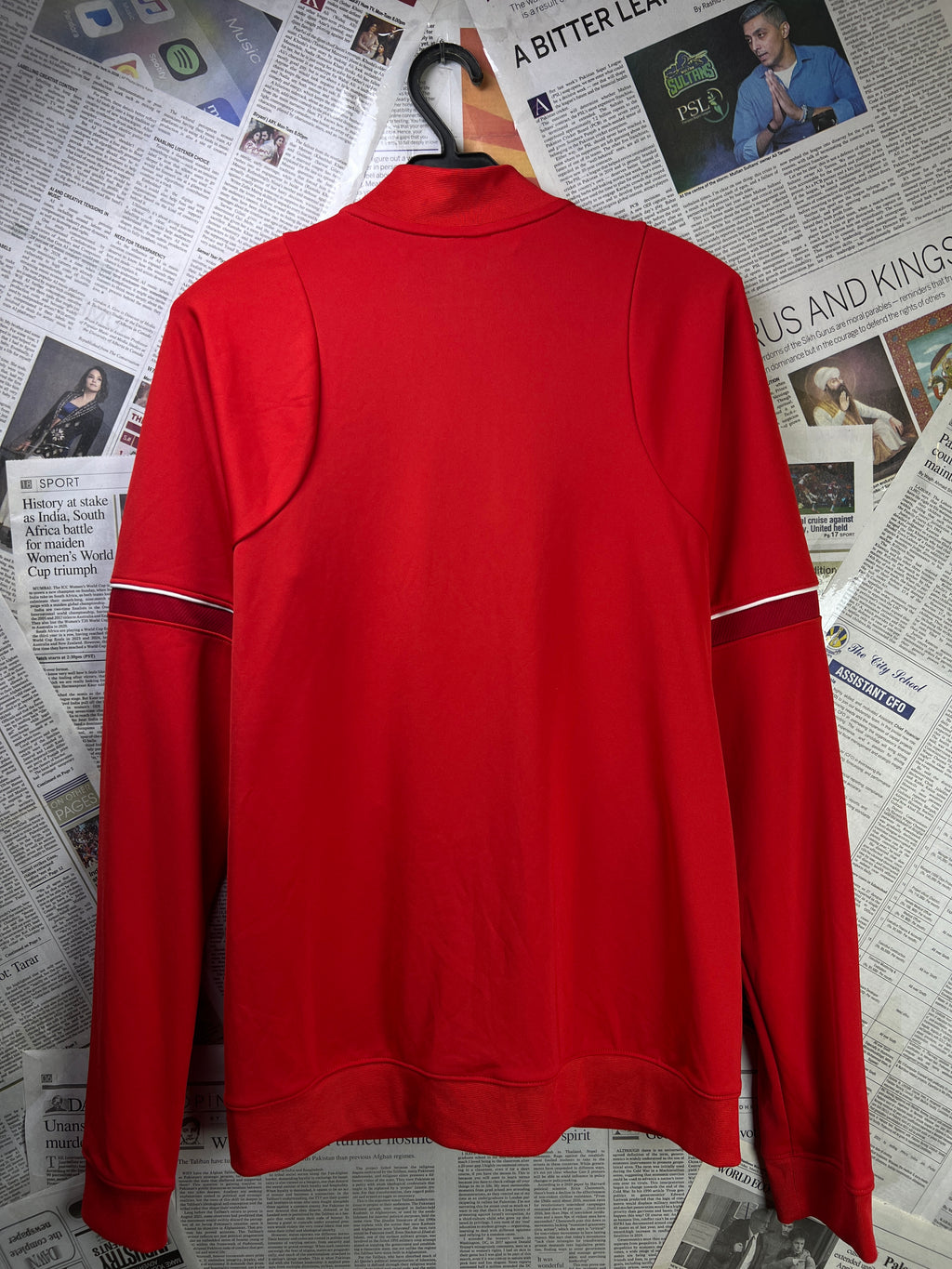 N*ke® Small | Chest: 19" | Red | Jacket | 2282 - Genuine Maal