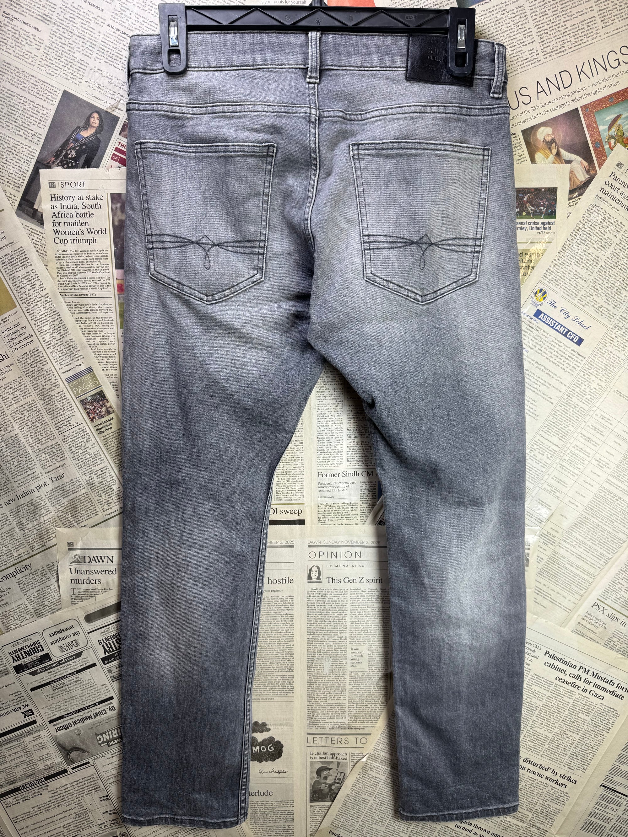 S. Oliver® Waist: 32" to 34" | Grey Stone Wash| Slim Fit Denim Pants | 1391 - Genuine Maal