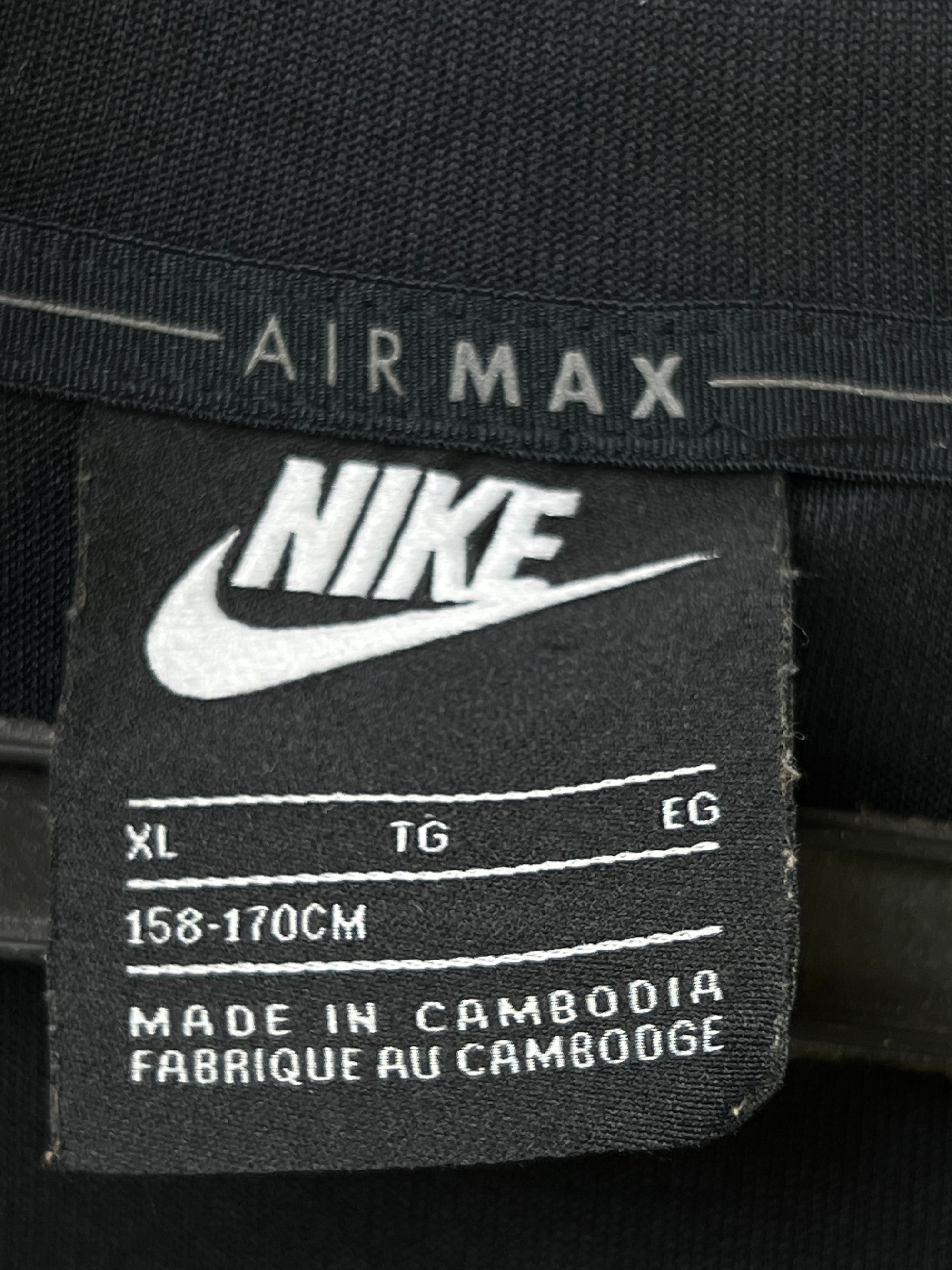 N*ke® Small | Chest: 20.5" | Black | Jacket with Hoodie | 2126