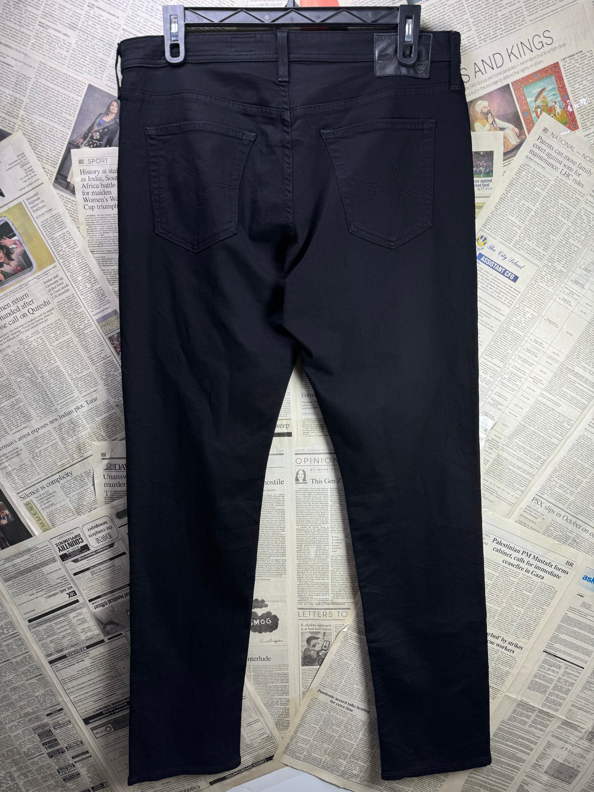 Andriano Goldschmeid® Waist: 36" to 38" | Black | Slim Straight Fit Denim Pants | Cotton - Elastane | 1368 - Genuine Maal