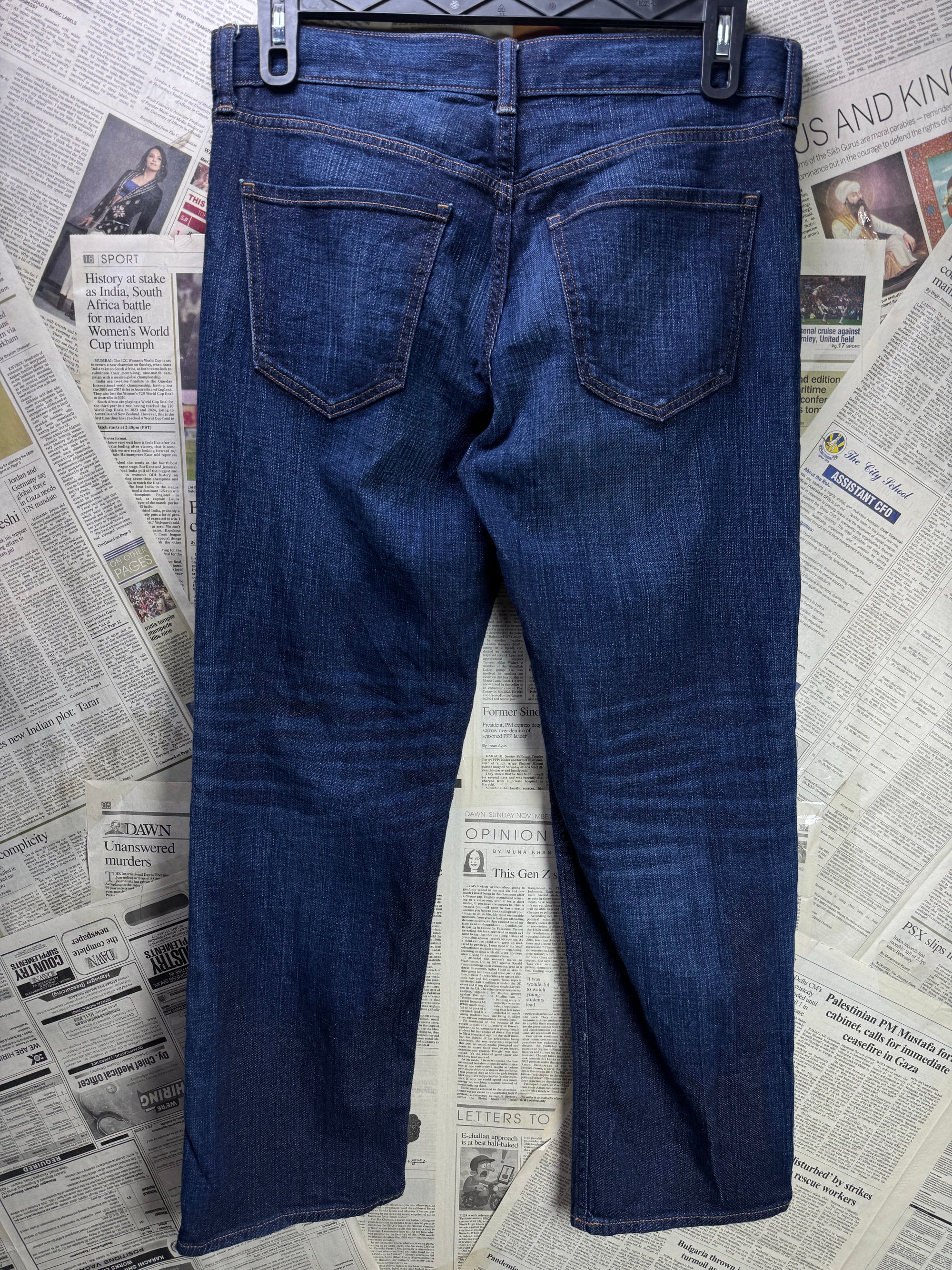 Banana Rep*blic® Waist: 32" to 34" | Blue | Regular Fit Denim Pants | 1402 - Genuine Maal