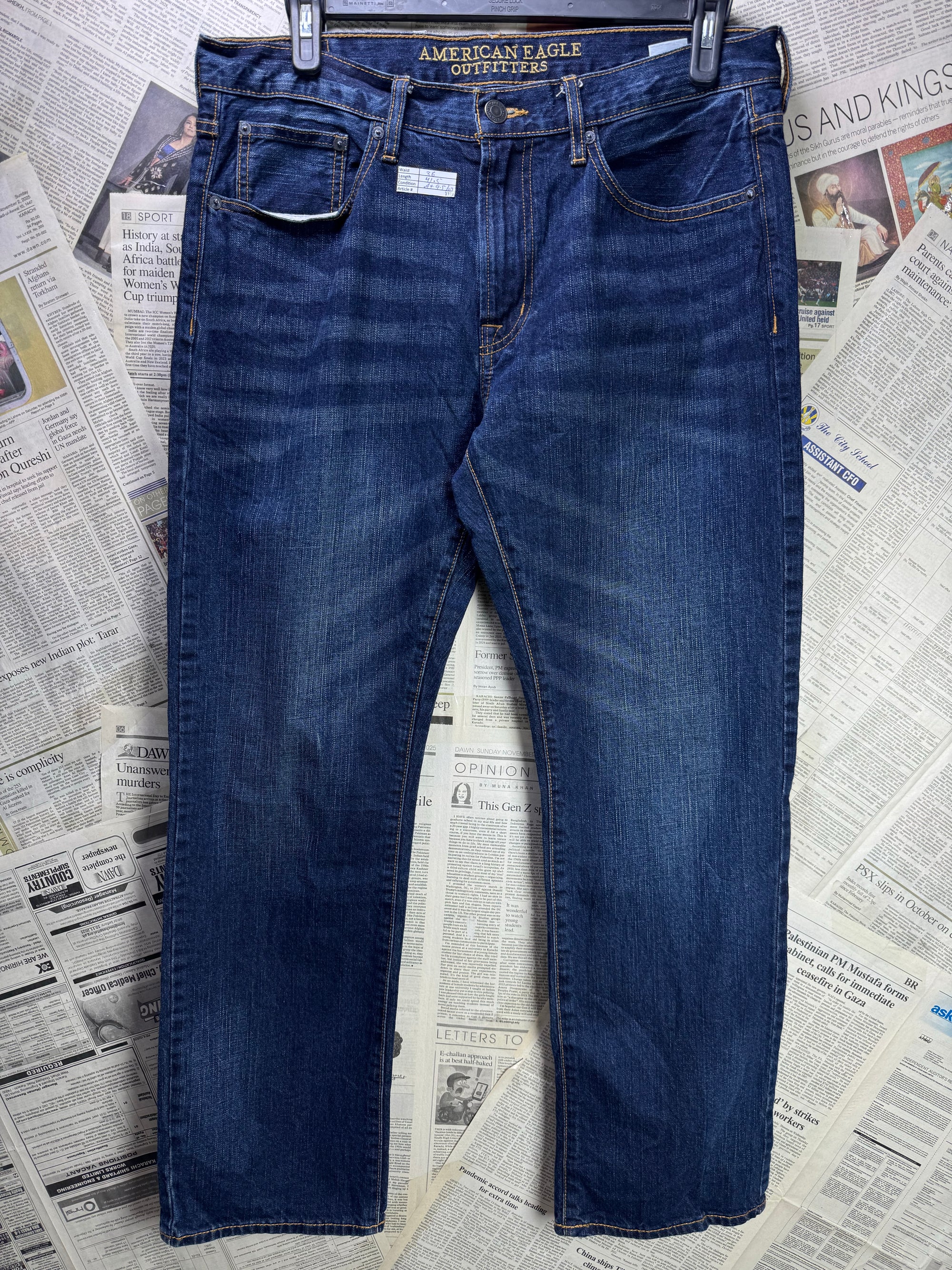 Americ*n Eagle® Waist: 36" | Blue | Straight Fit Denim Pants | Cotton | 1373 - Genuine Maal
