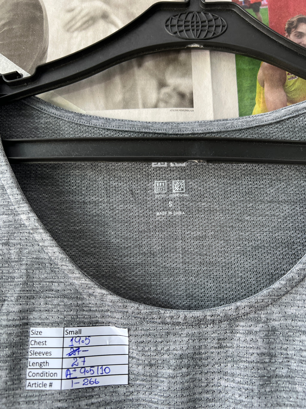 UNIQLO® Grey | Small | Chest: 19.5" | T266 - My Store