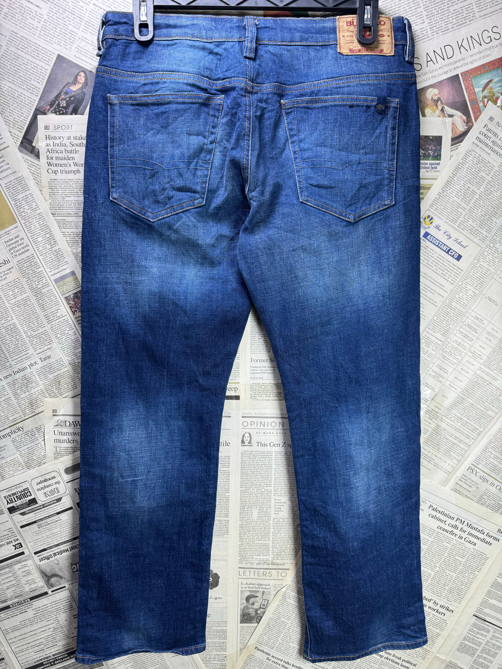 Buffalo® Waist: 34" | Blue | Relaxed Straight Fit Denim Pants | Cotton - Elastane | 1358 - Genuine Maal