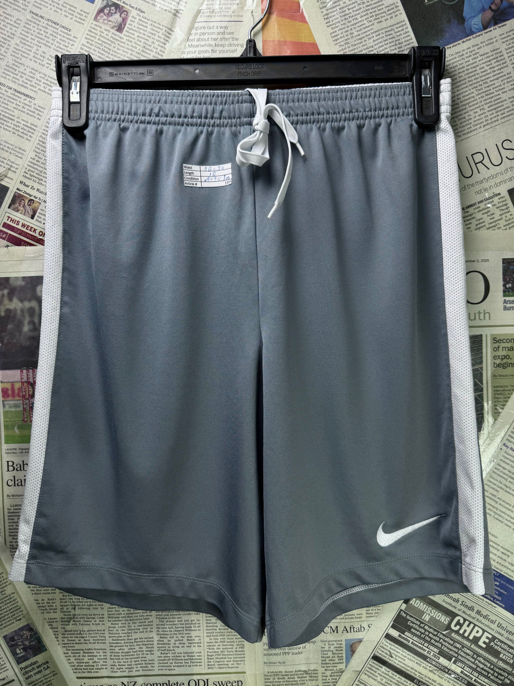 N*ke® Waist: 28" to 30" | Grey | Dri - Fit Sports Shorts | Poly | 1399 - Genuine Maal