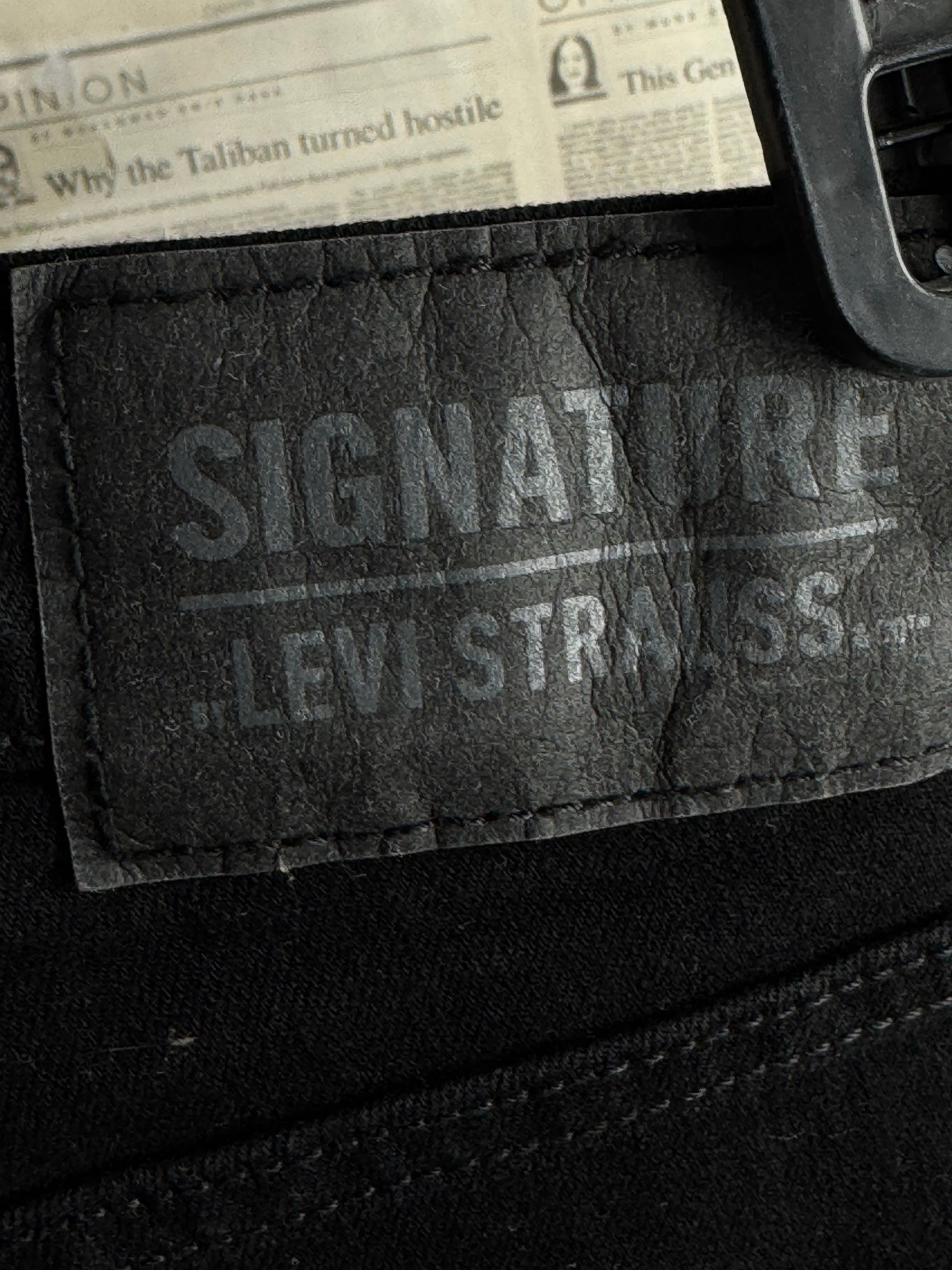 L*vi's® Waist: 32" | Black | Slim Fit Denim Pants | Cotton - Poly - Elastane | 1437 - Genuine Maal