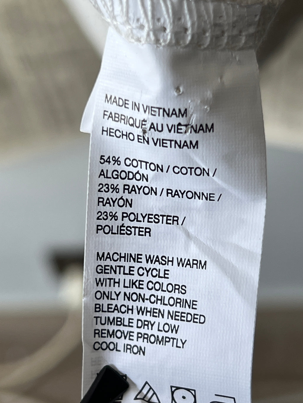 VAN HEUSEN® White | XL | Chest: 25" | T261 - My Store