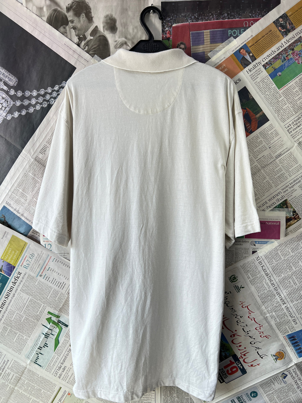 VAN HEUSEN® White | XL | Chest: 25" | T261 - My Store