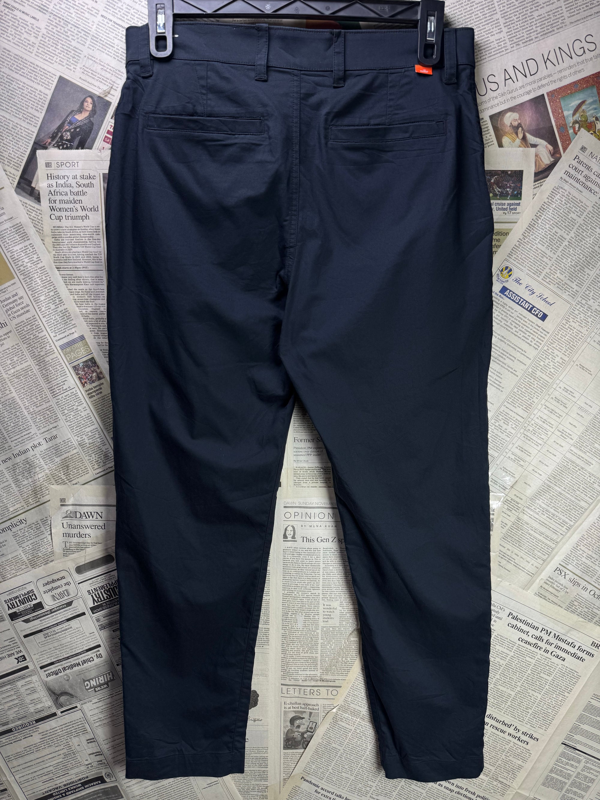 N*ke® Waist: 32" to 34" | Black | Dri - Fit Golf Pants | Cotton - Poly - Spandex | 1377 - Genuine Maal