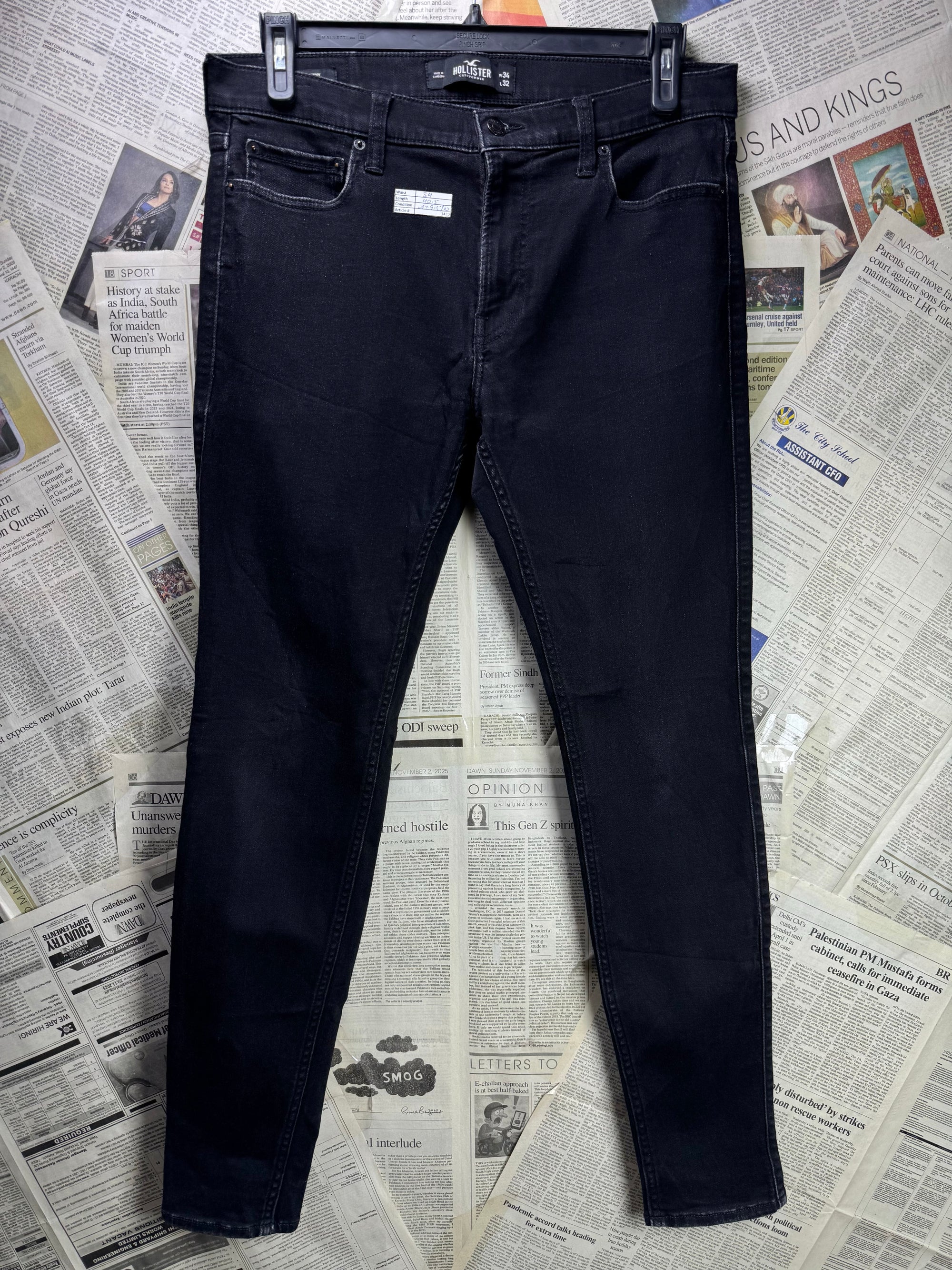 Hollist*r® Waist: 34" | Black | Super Skinny Denim Pants | Cotton - Poly - Spandex | 1439 - Genuine Maal