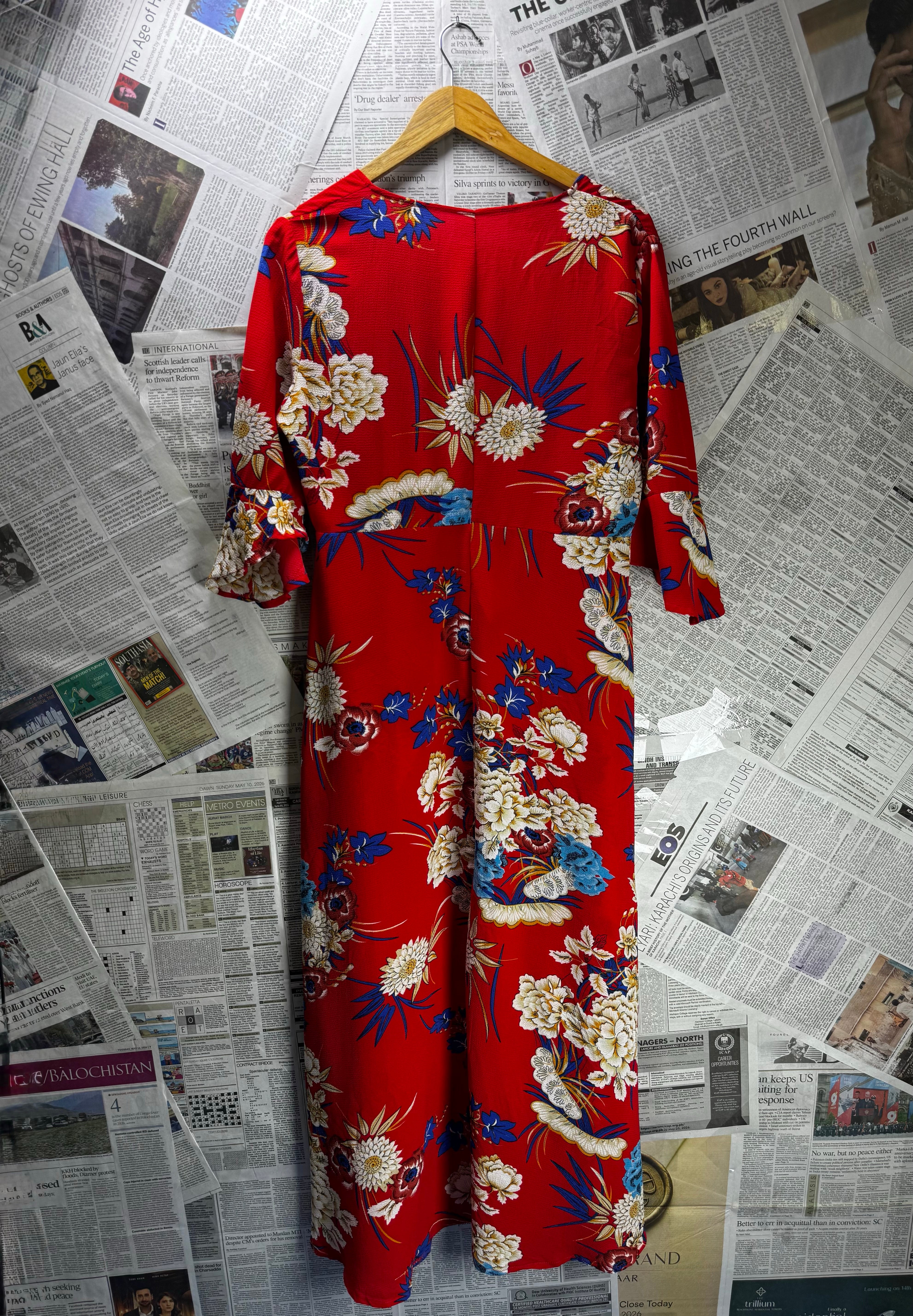 ® Large | Bust: 20" | Large - Scale Oriental Floral | Midi Dress | B4 - 5398 - Genuine Maal