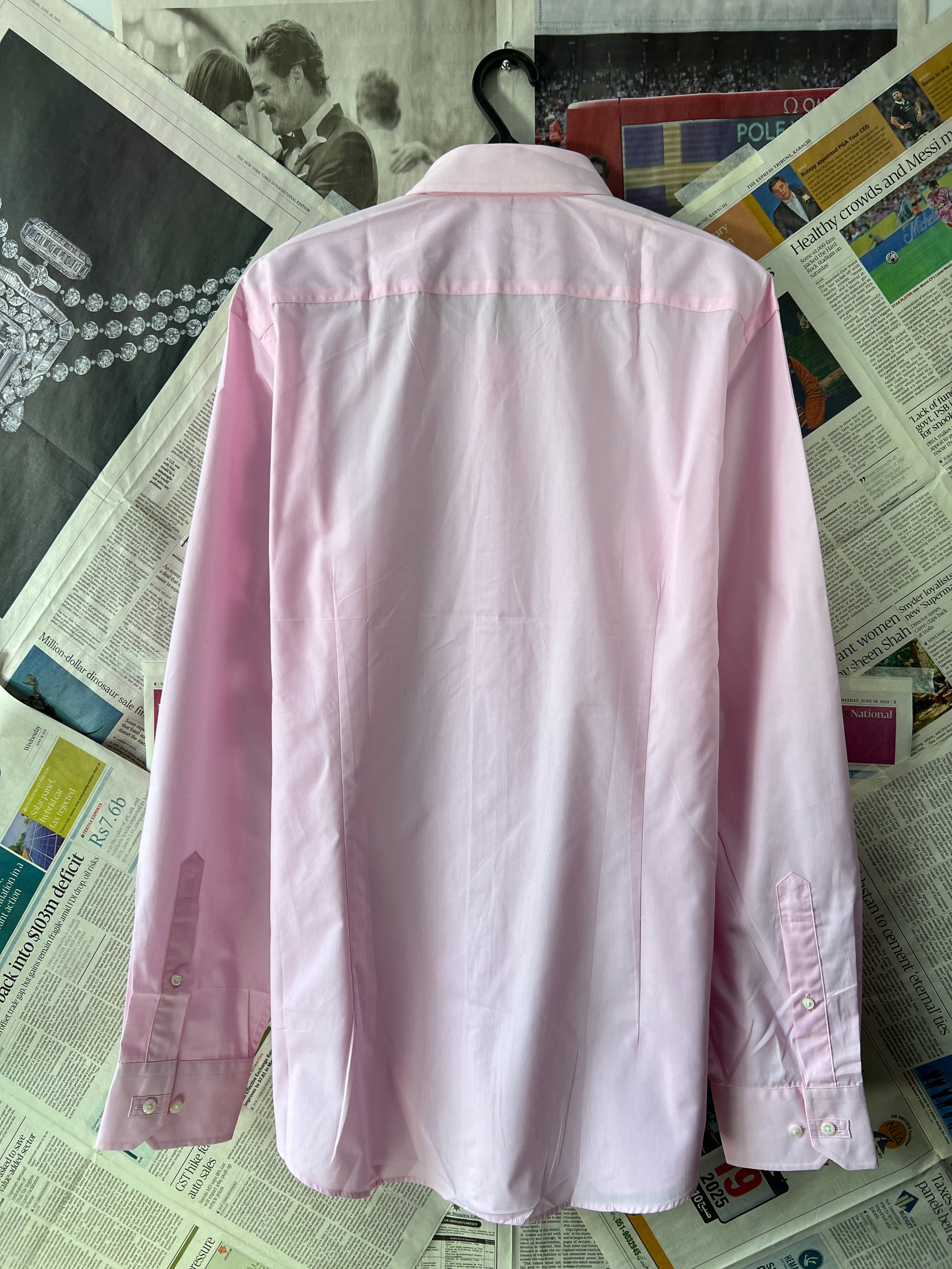 New England® Medium | Chest: 22.5" | Peach | Shirt | Cotton - Poly | 240 - Genuine Maal